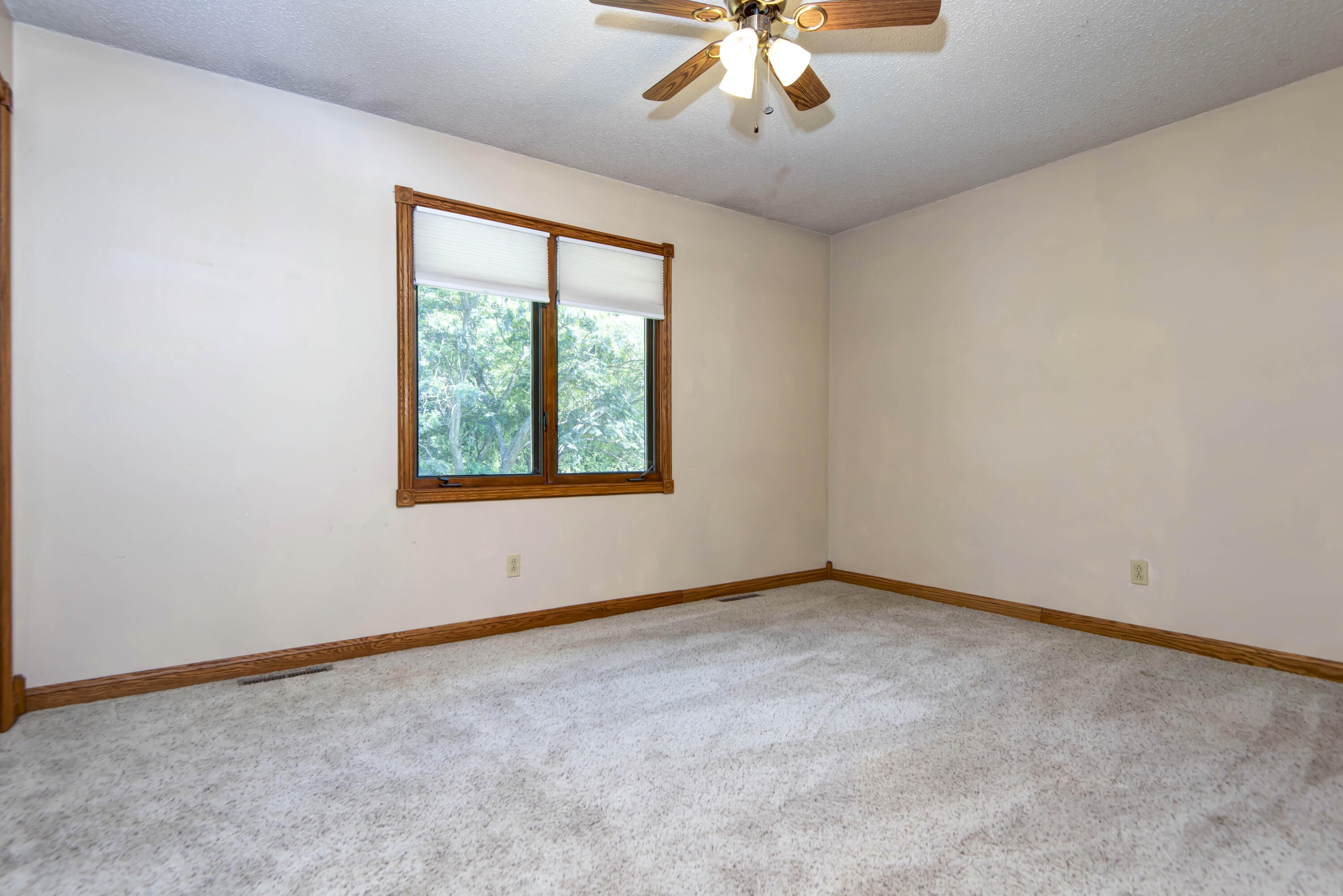 Photo 19 - Residential for sale – 1433 N Emerald Hills Drive  Nixa, MO
