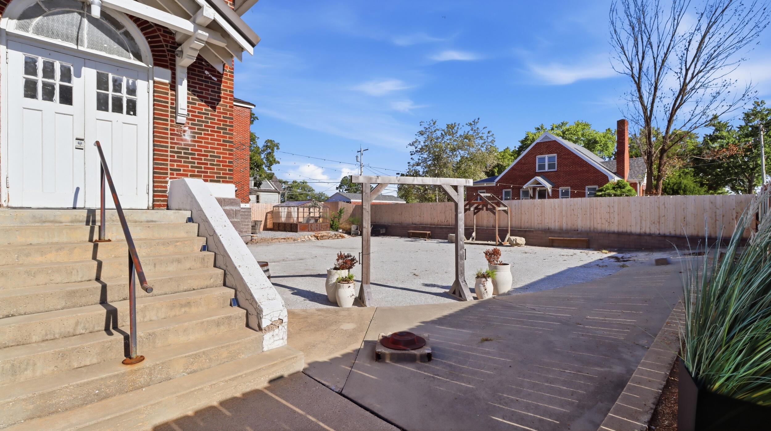 Photo 47 - Commercial Sale for sale – 402 S 1st Street  Houston, MO