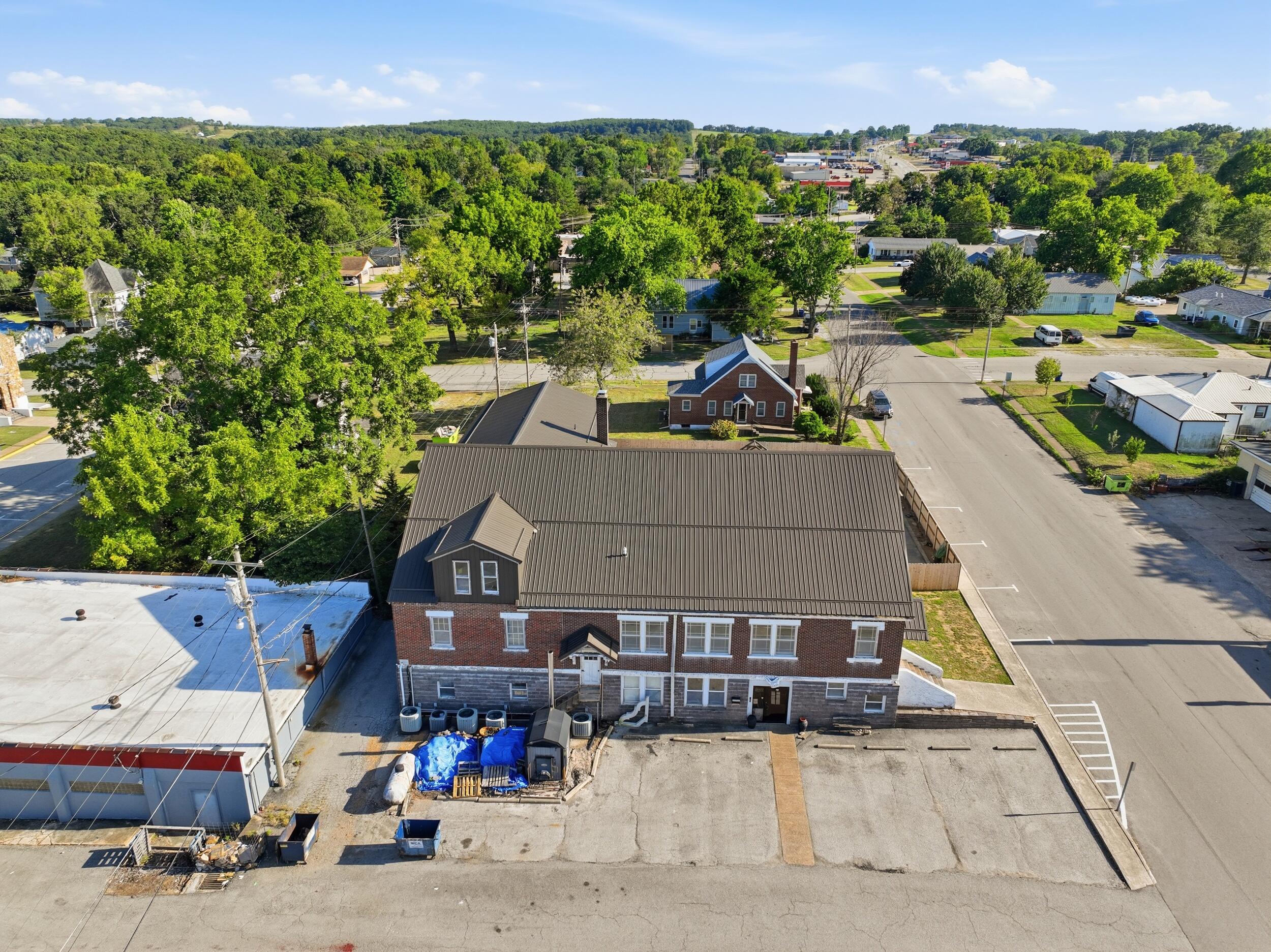 Photo 27 - Commercial Sale for sale – 402 S 1st Street  Houston, MO