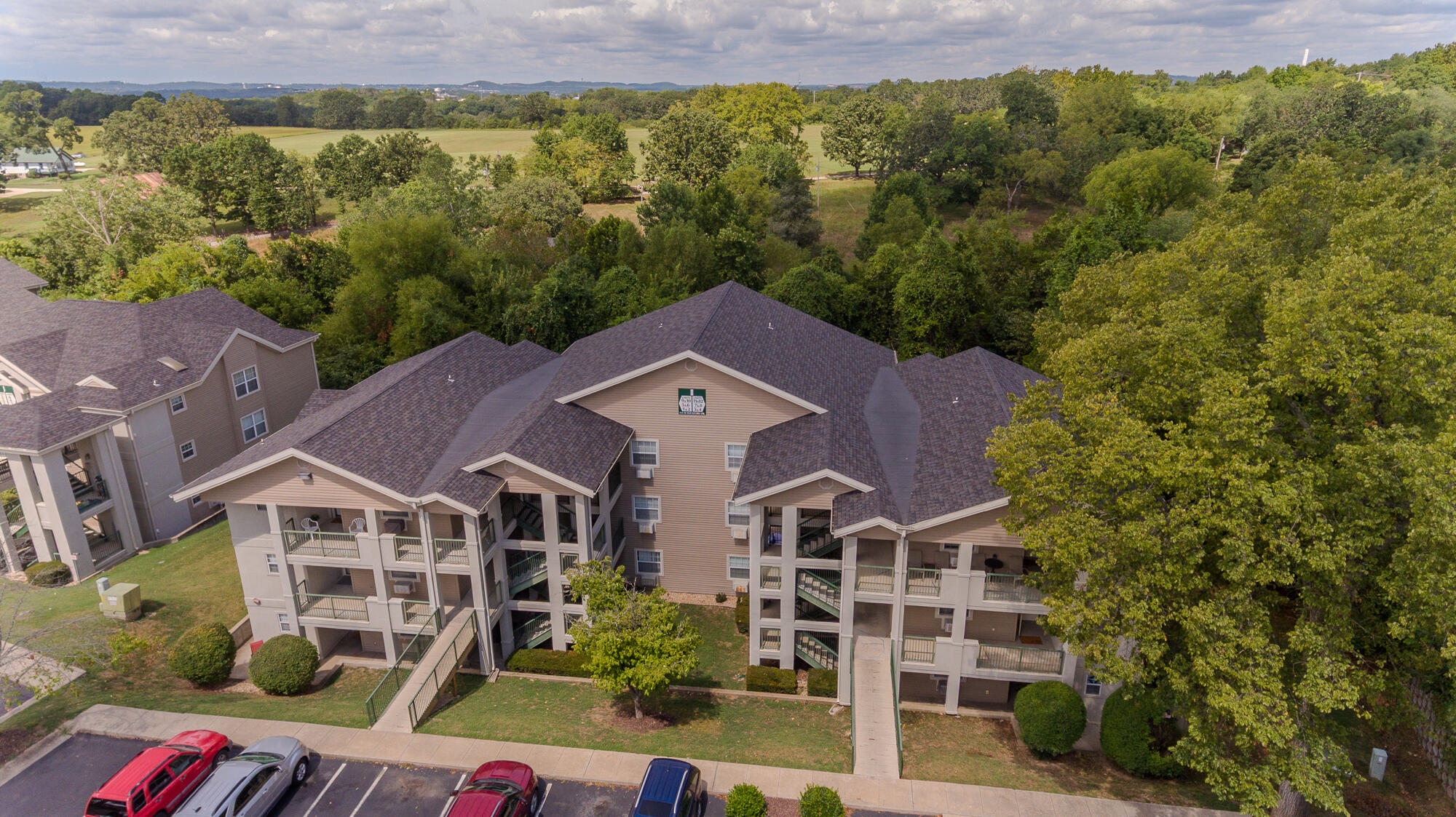 Photo 4 - Residential for sale – 155 W Rockford Drive  Branson, MO