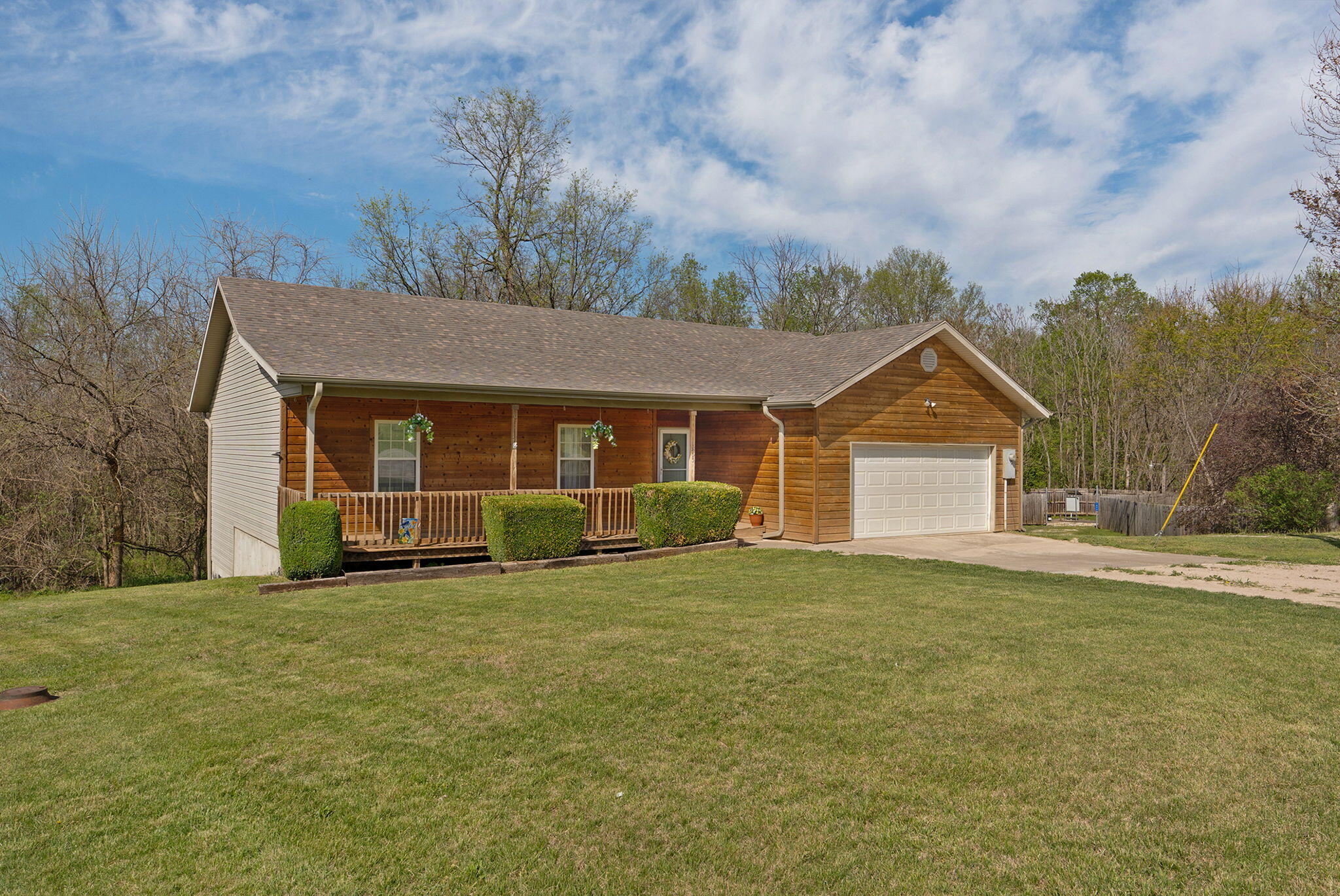 Photo 4 - Residential for sale – 1865 N College Circle  Morrisville, MO