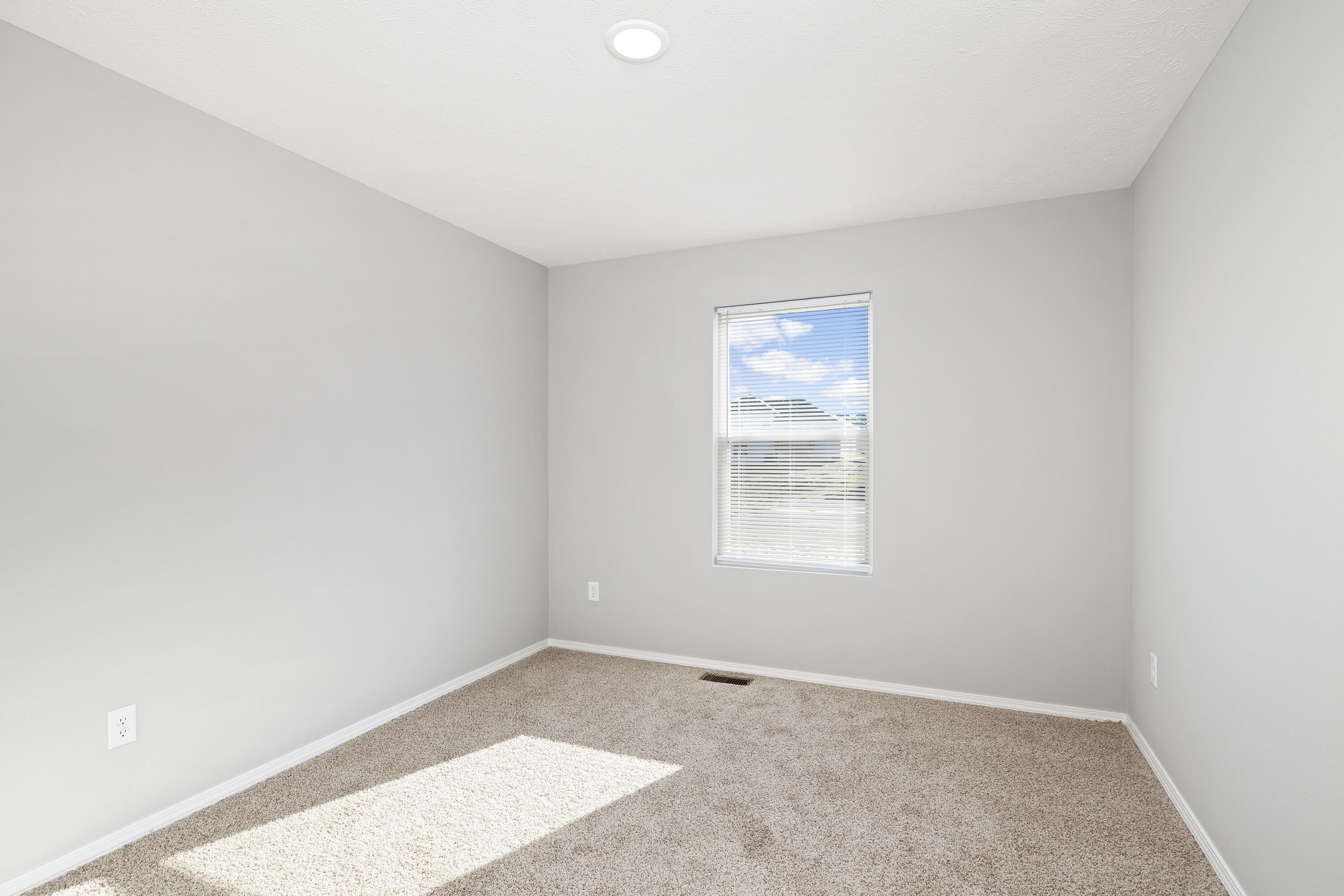 Photo 19 - Residential for sale – 2180 S Durango Drive  Bolivar, MO