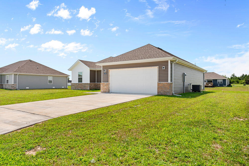 Photo 22 - Residential for sale – 1360 W Kay Street  Bolivar, MO