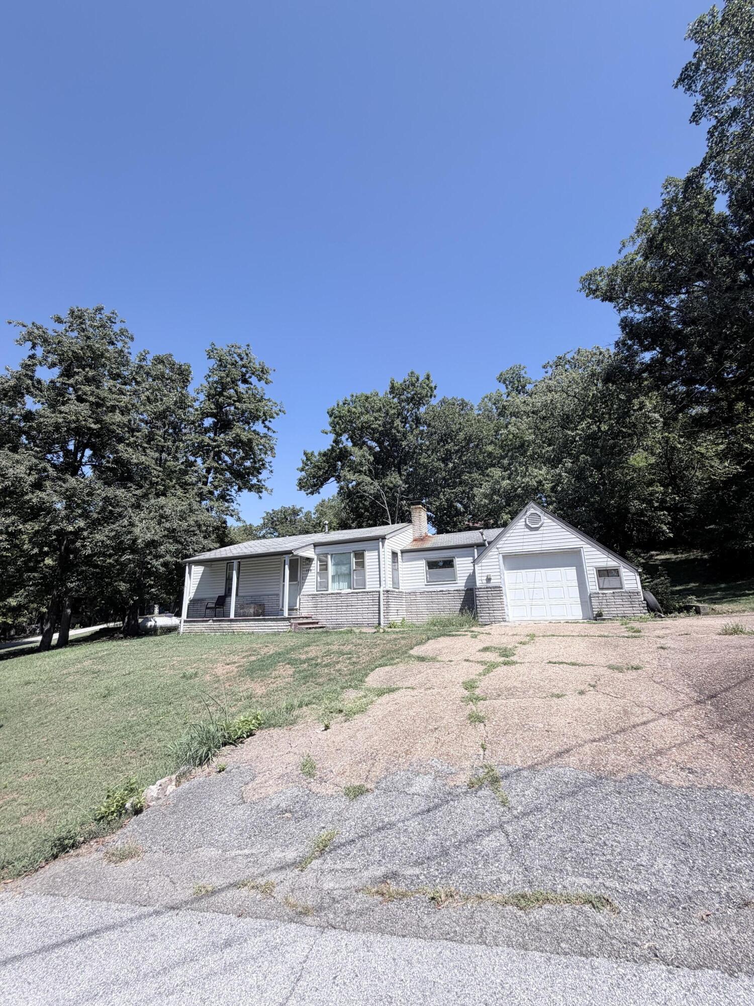 Photo 3 - Residential for sale – 158  Linwood Street  Forsyth, MO