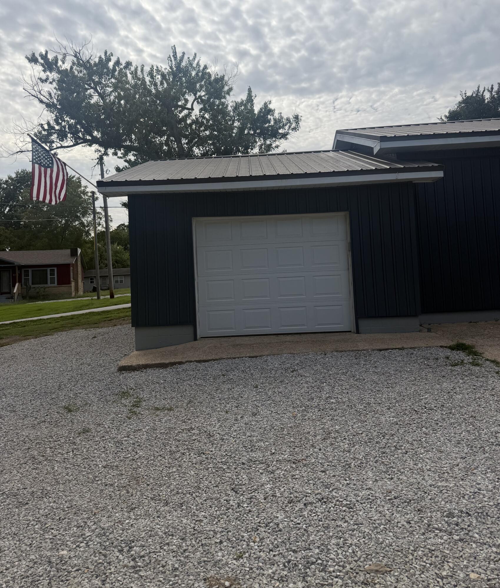 Photo 15 - Residential for sale – 401 N Phelps Avenue  Mansfield, MO