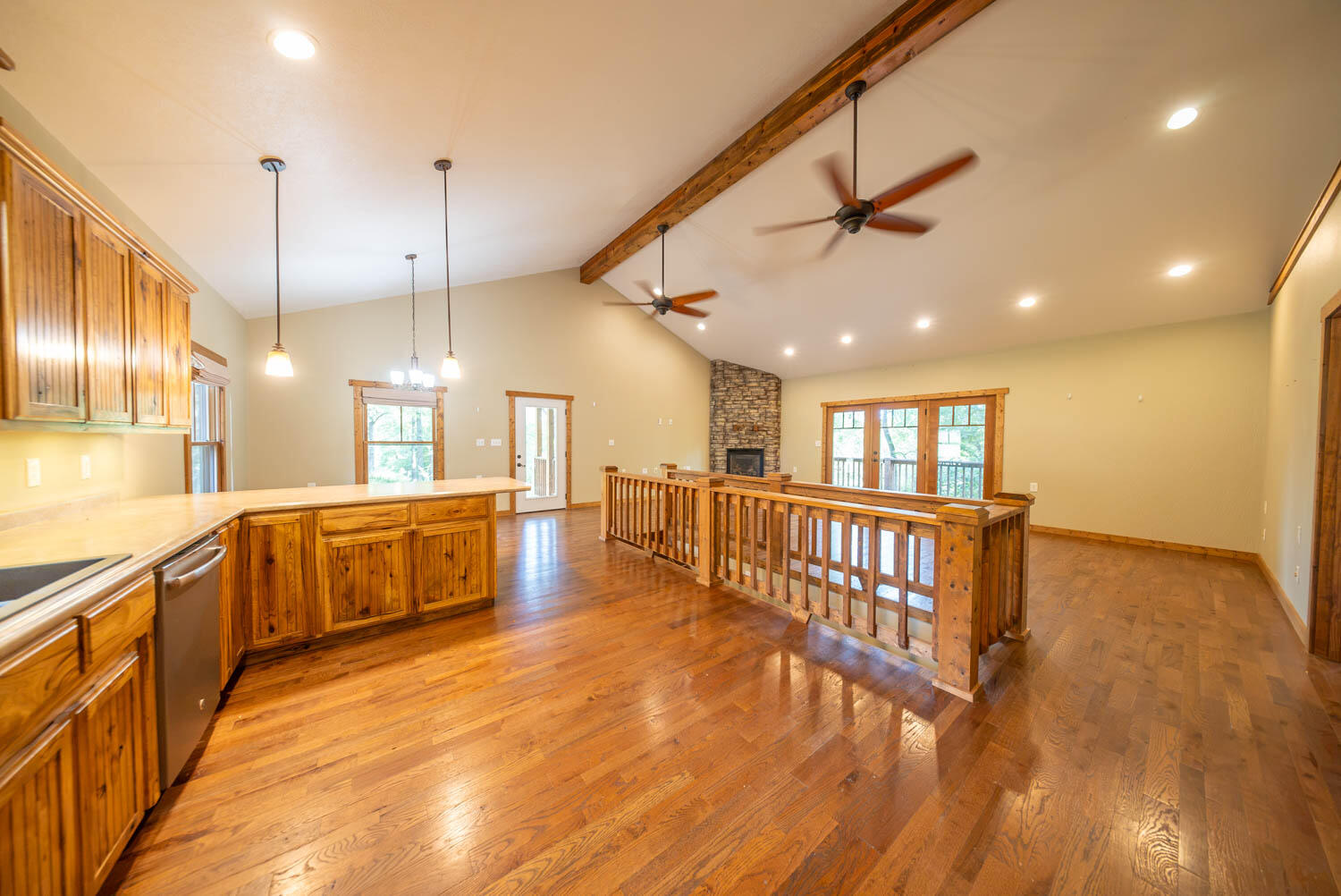 Photo 5 - Residential for sale – 84  County Road 385   Koshkonong, MO