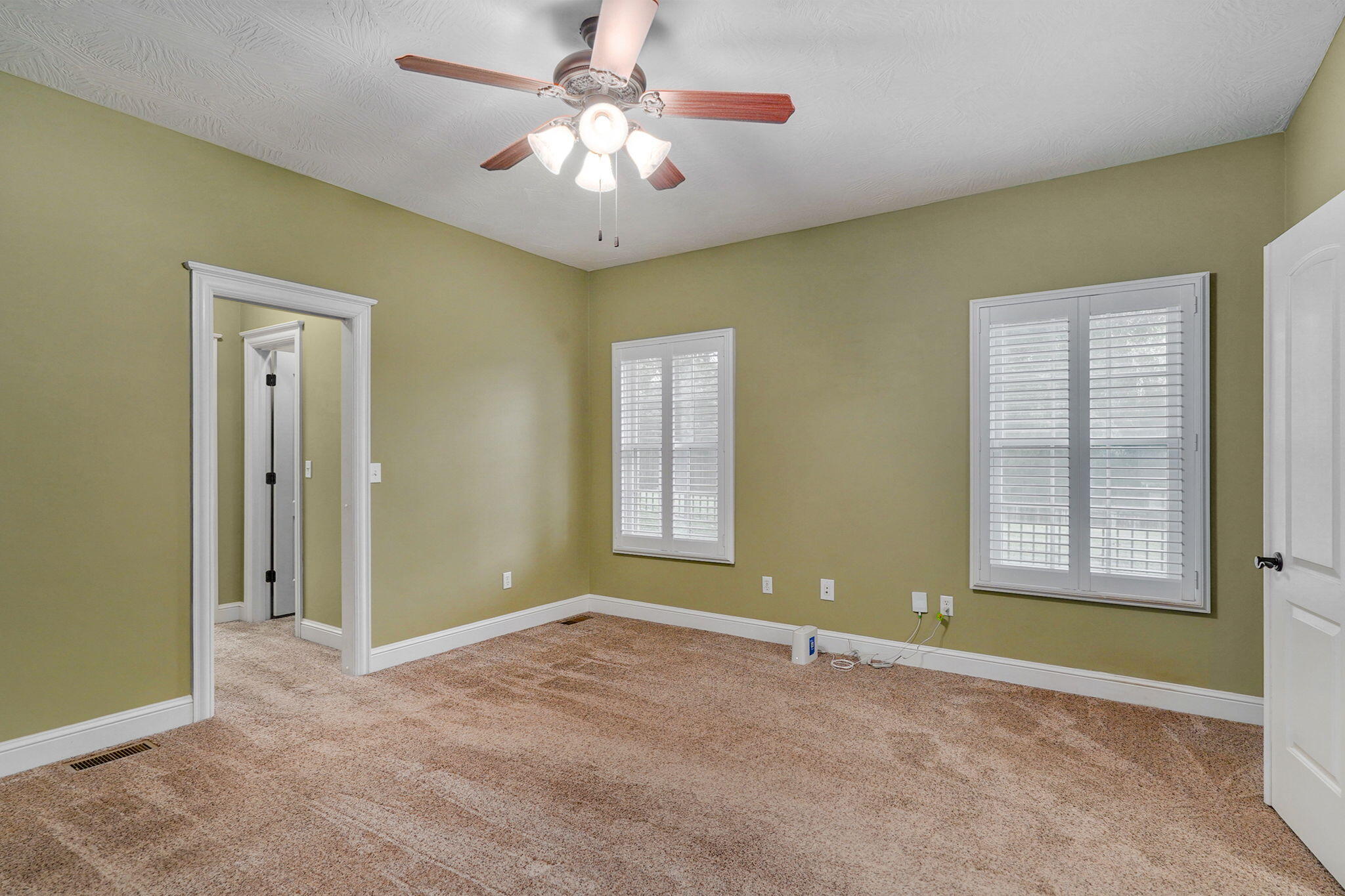 Photo 17 - Residential for sale – 5806 S Brightwater Trail  Springfield, MO