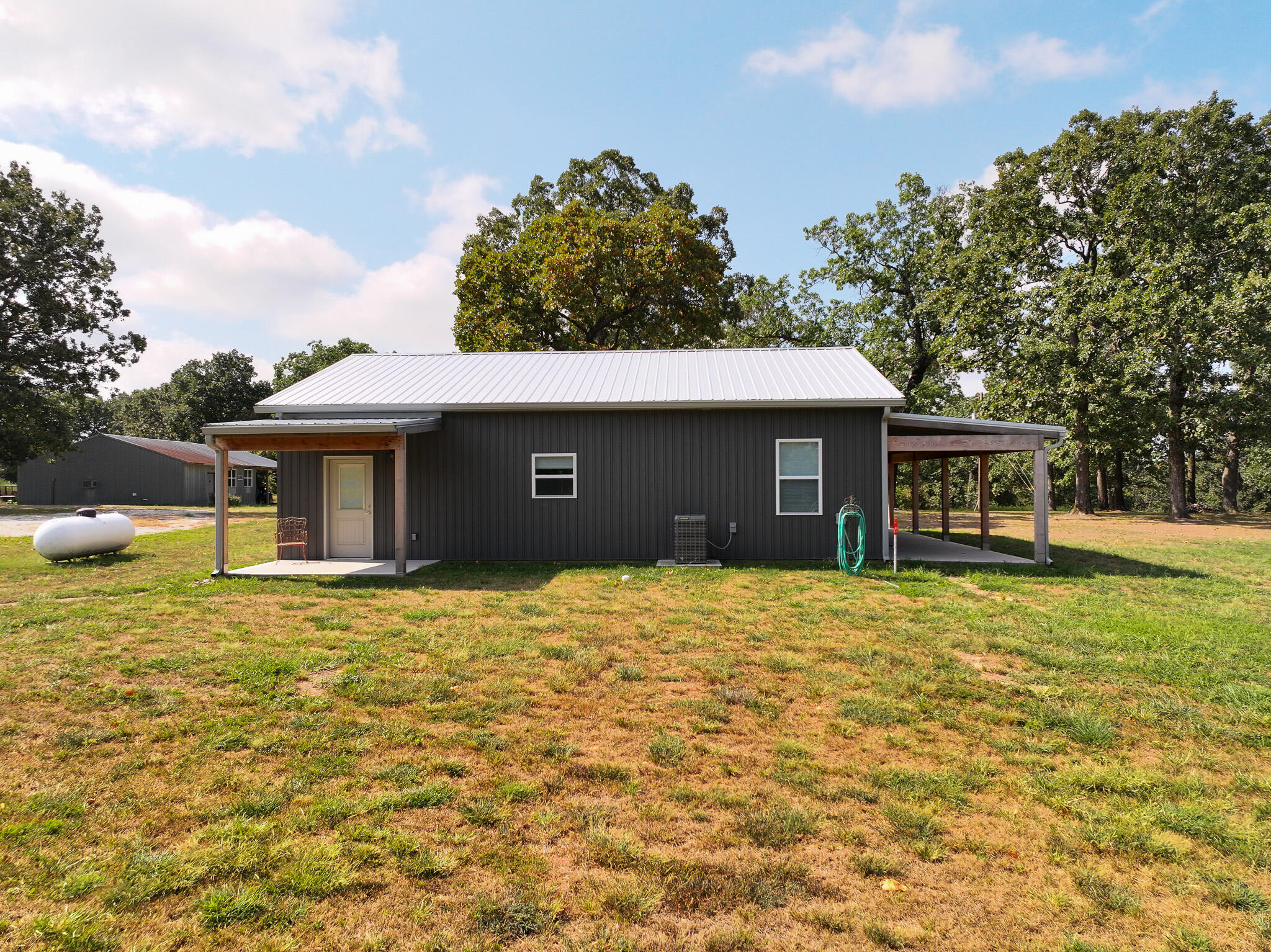 Photo 5 - Residential for sale – 4015 E 1500 Road  Jerico Springs, MO