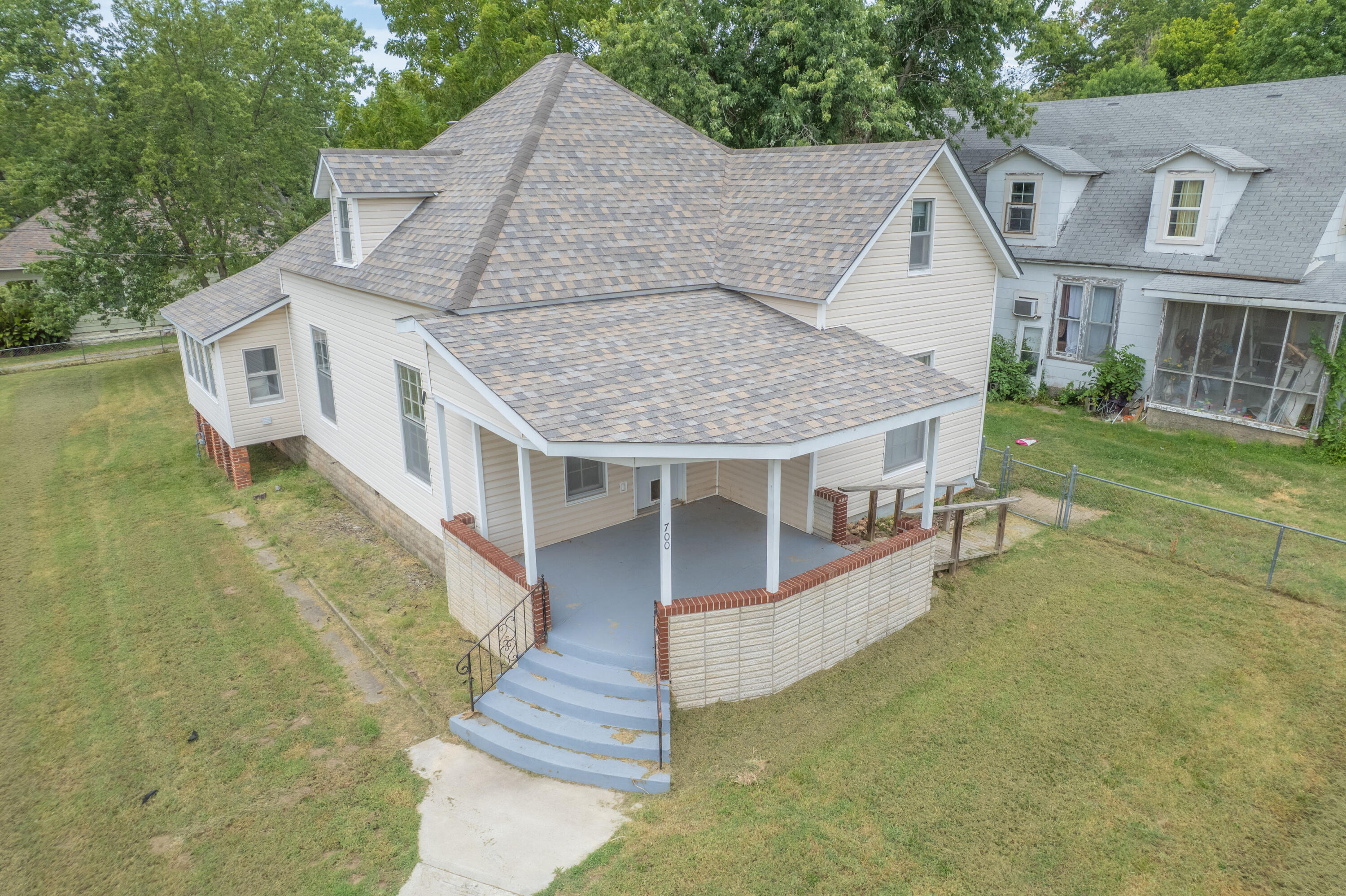 Photo 33 - Residential for sale – 700  Frisco Street  Monett, MO