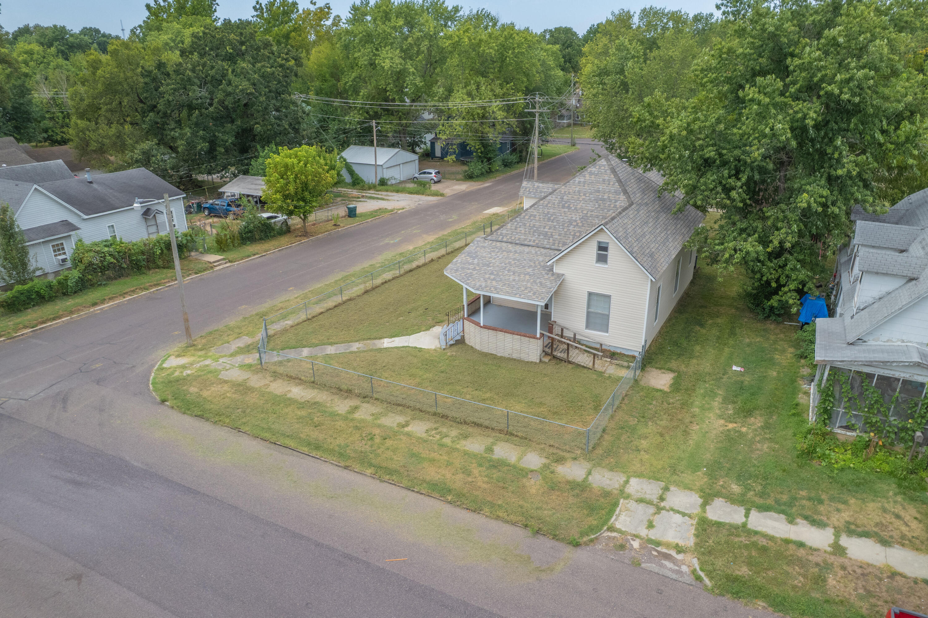 Photo 28 - Residential for sale – 700  Frisco Street  Monett, MO