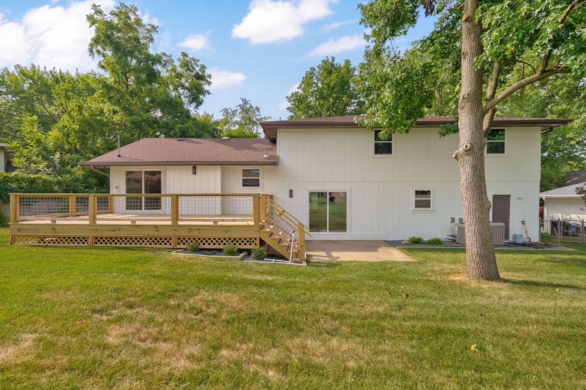 Photo 48 - Residential for sale – 713 E Meadowlark Circle  Springfield, MO