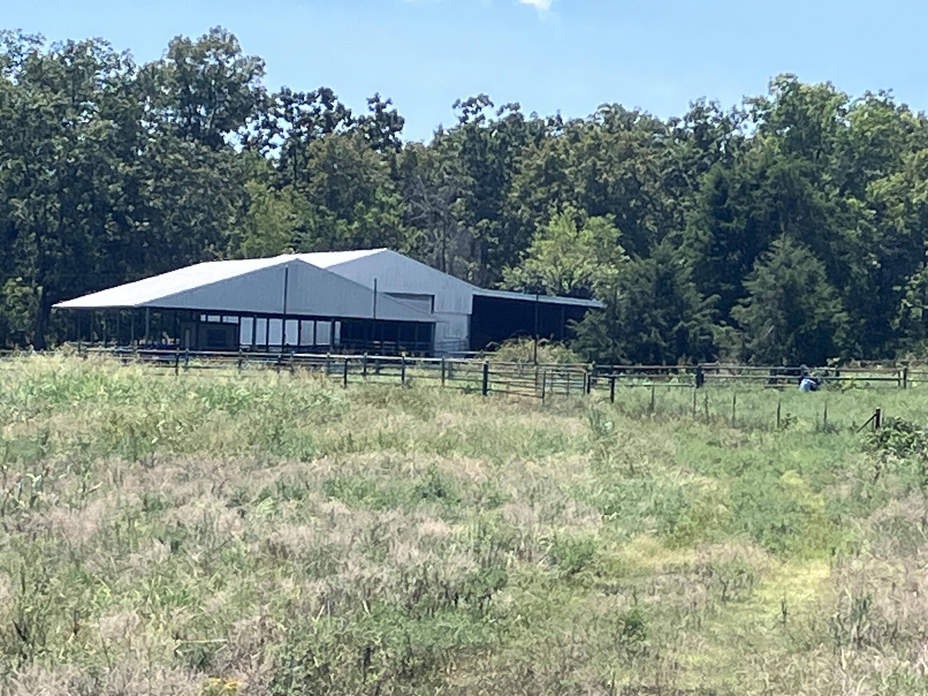 Farm for sale – 000  County Road 7040   Pottersville, MO