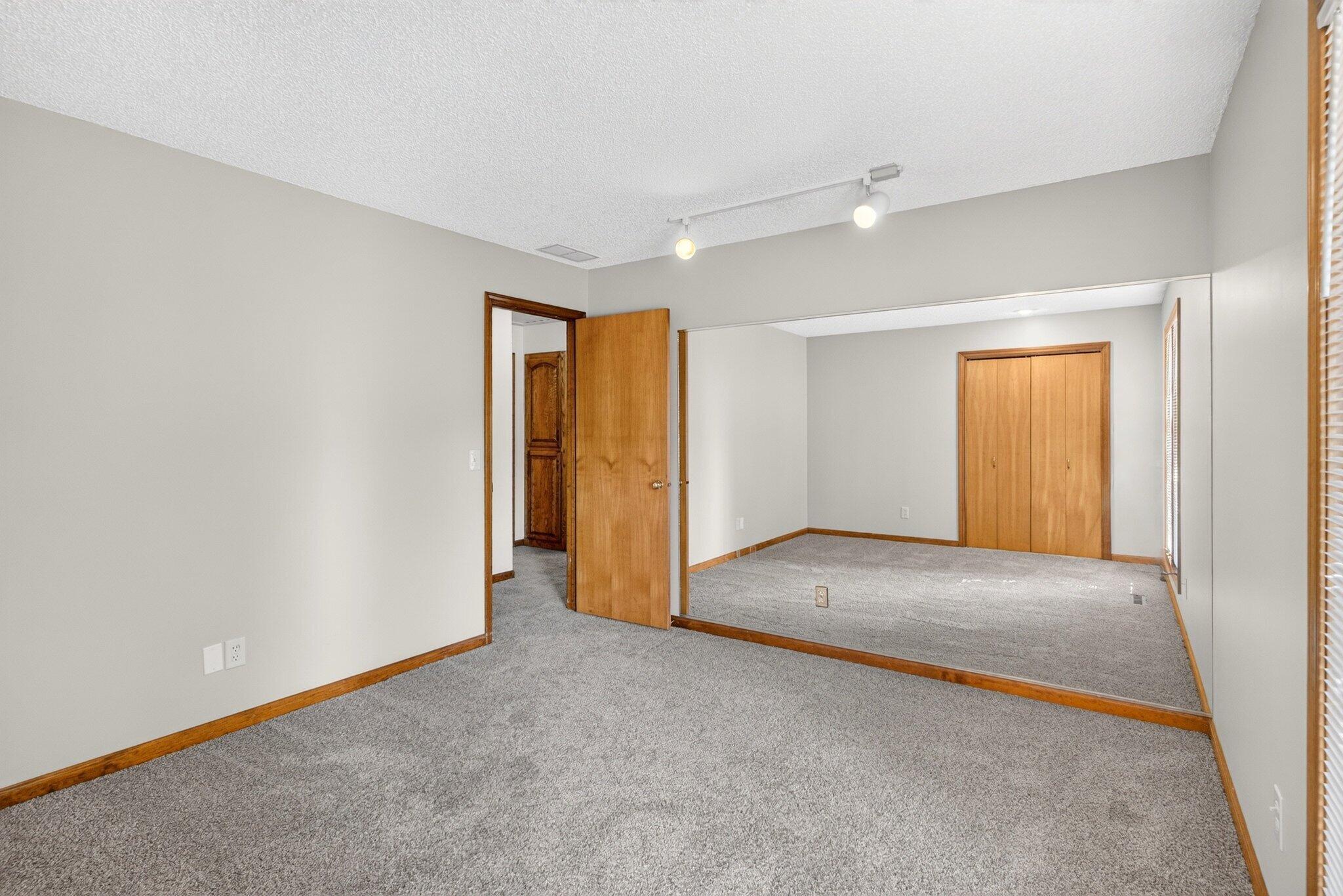 Photo 14 - Residential for sale – 3447 S Valley View Avenue  Springfield, MO