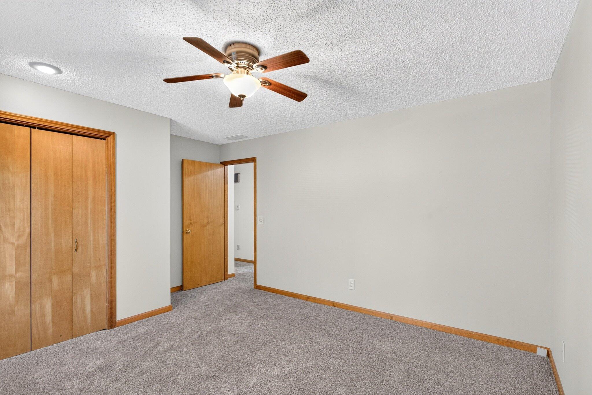 Photo 16 - Residential for sale – 3447 S Valley View Avenue  Springfield, MO