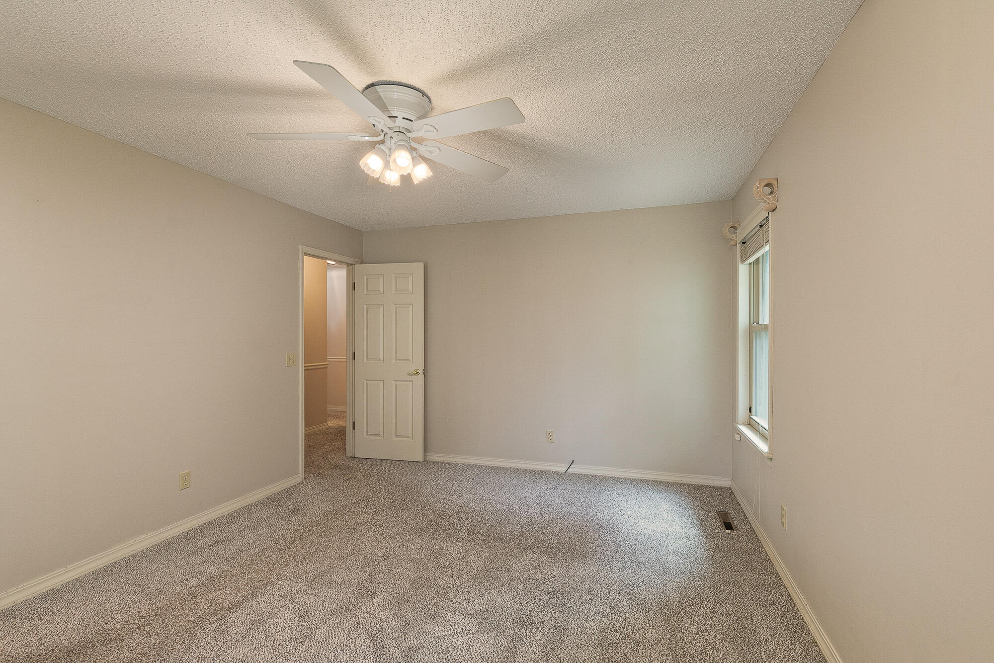 Photo 20 - Residential for sale – 4035 S Parkcrest Avenue  Springfield, MO