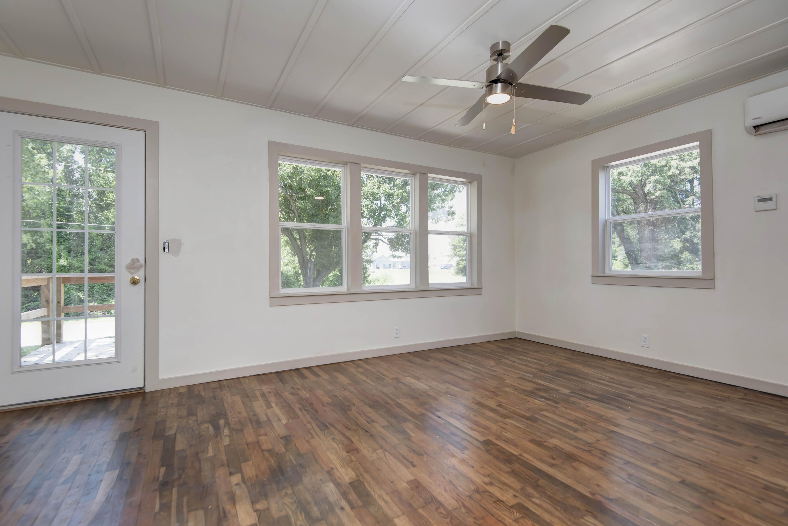 Photo 9 - Residential for sale – 208 S Water Street  Nixa, MO