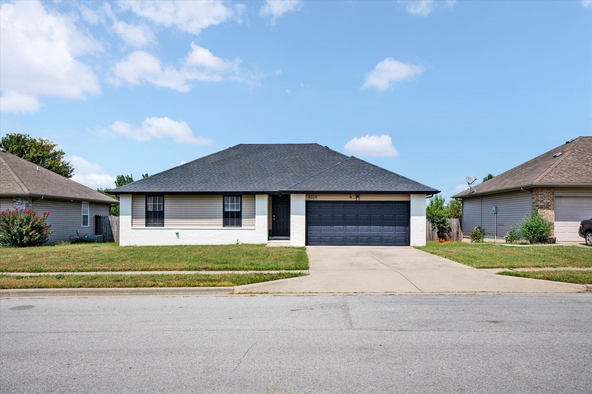 Photo 4 - Residential for sale – 4329 W La Casa Street  Springfield, MO