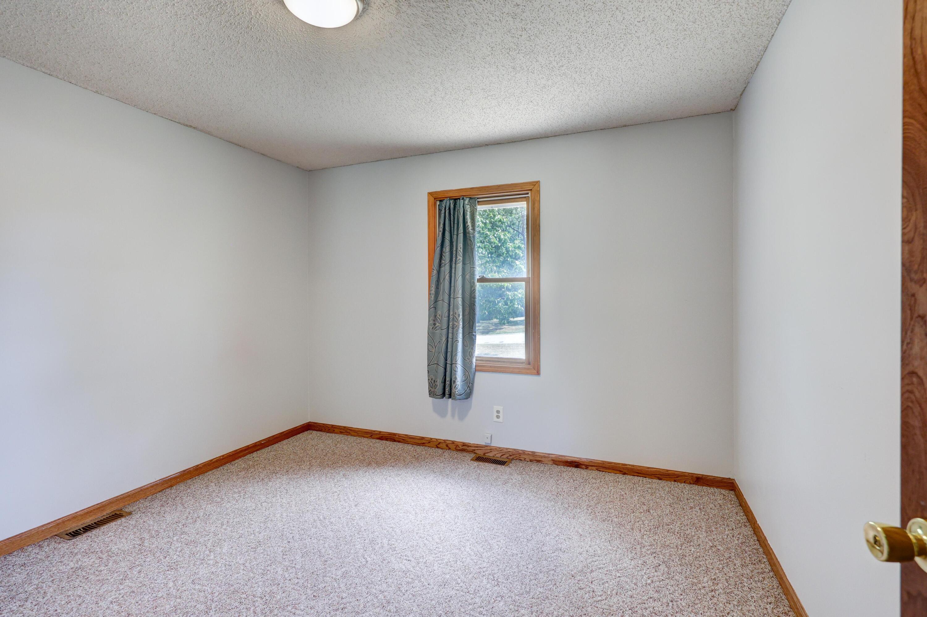 Photo 18 - Residential for sale – 1701  Hickory Hills Drive  Joplin, MO