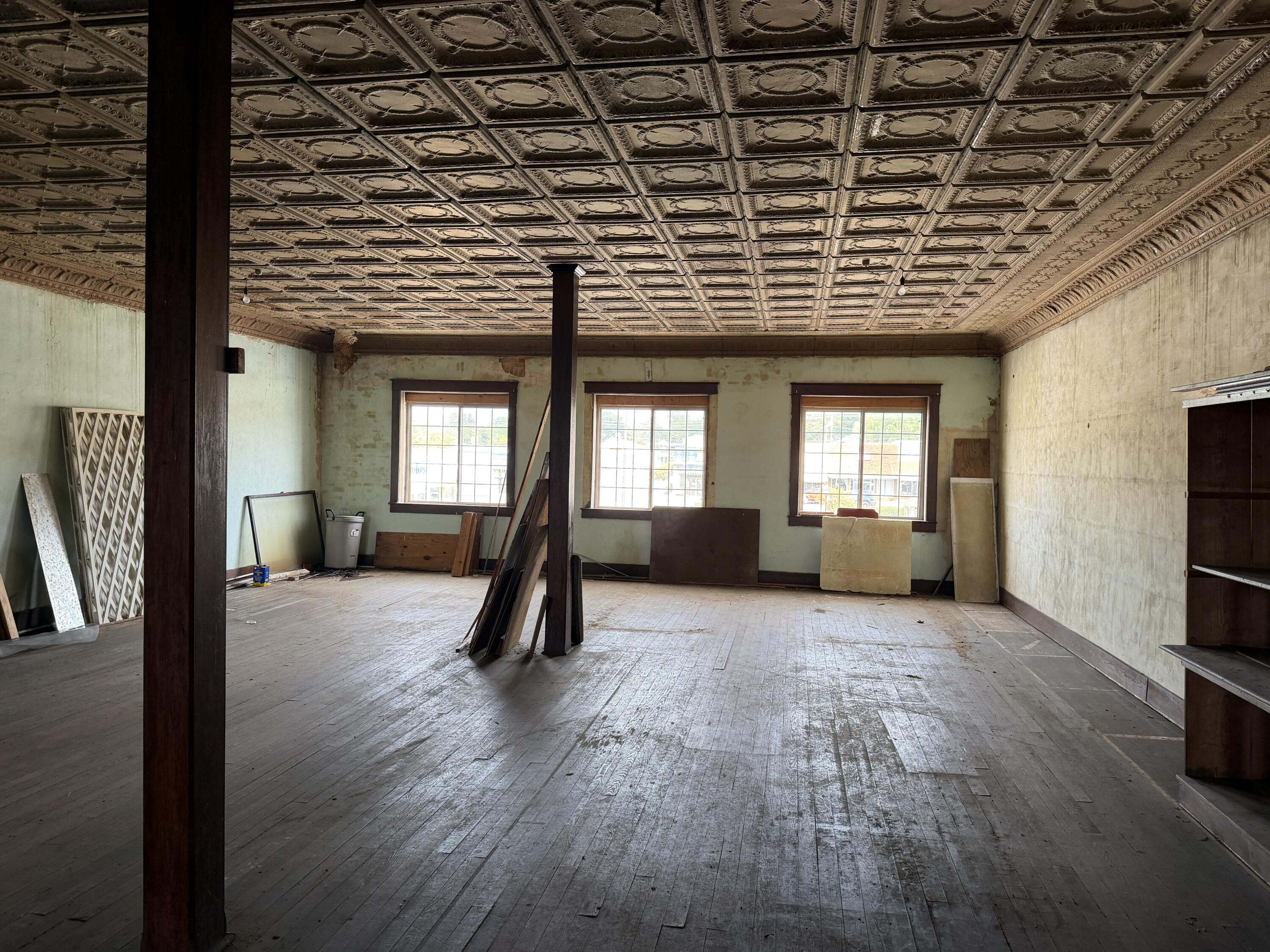 Photo 19 - Commercial Sale for sale – 109 S Jefferson Street  Ava, MO