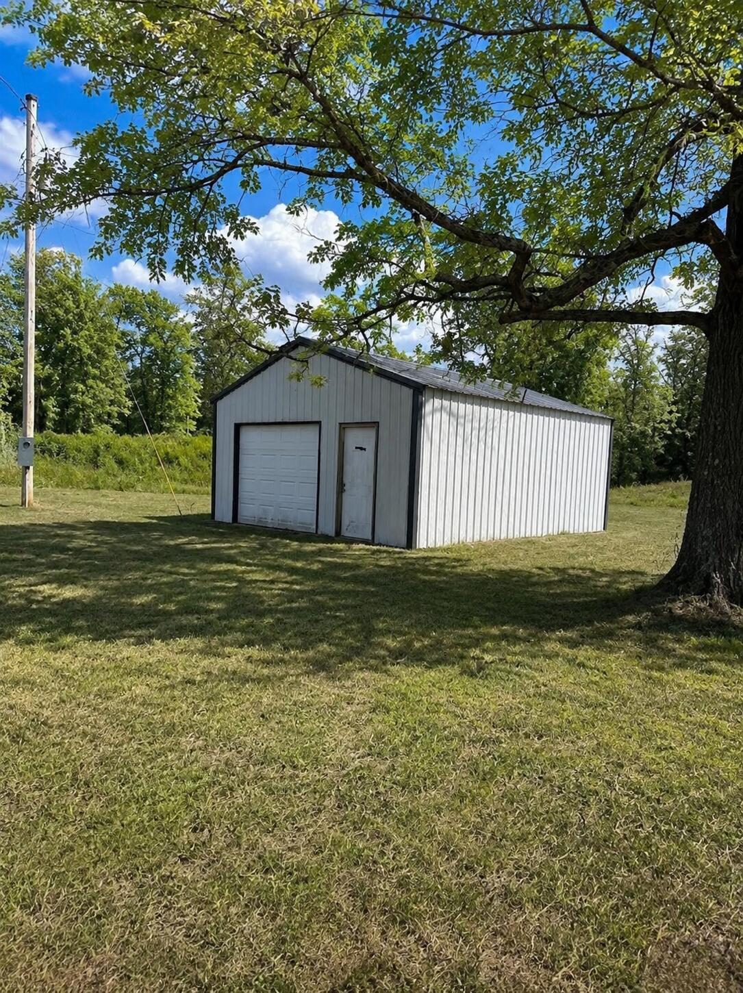 Land for sale – 000  P   Alton, MO