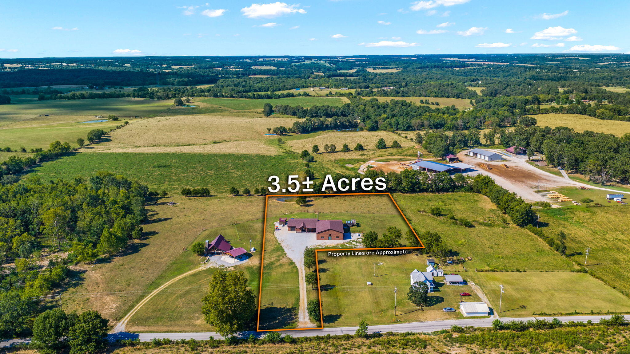 Photo 2 - Residential for sale – 1461  Shiloh Church Road  Marionville, MO