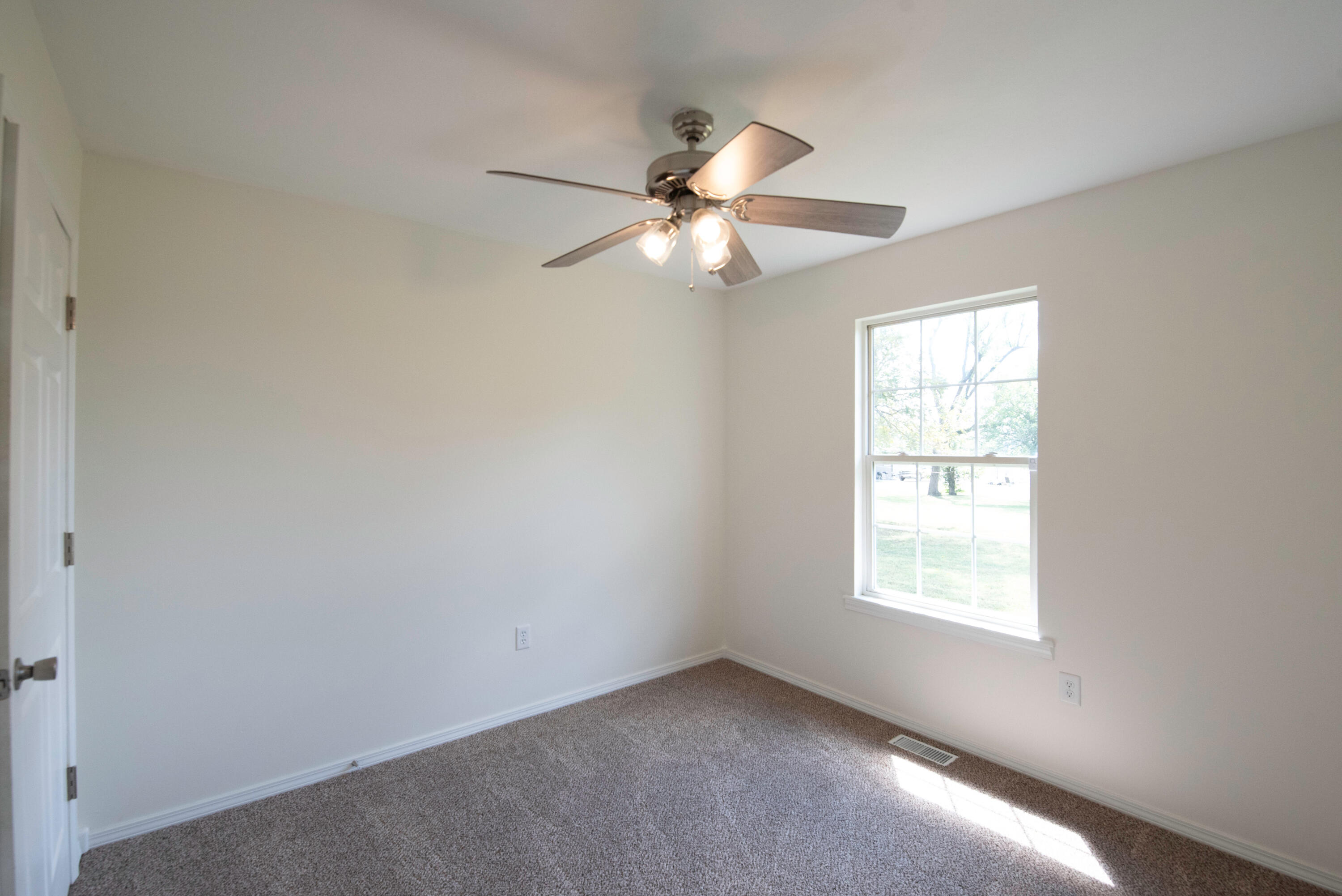 Photo 6 - Residential for sale – 2916 W Chestnut Street  Springfield, MO
