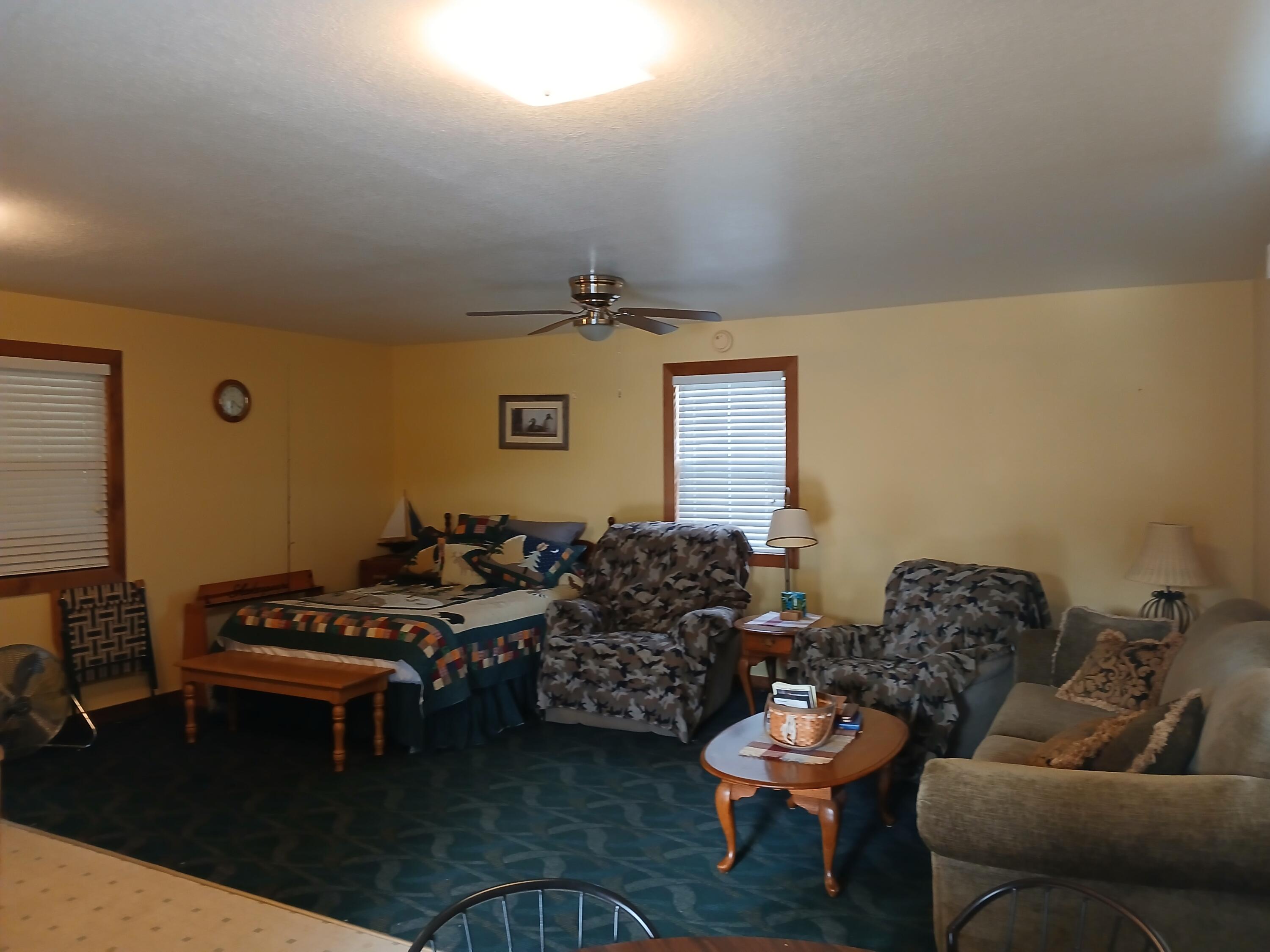 Photo 5 - Residential for sale – 11099 SW State Rte 7   Clinton, MO