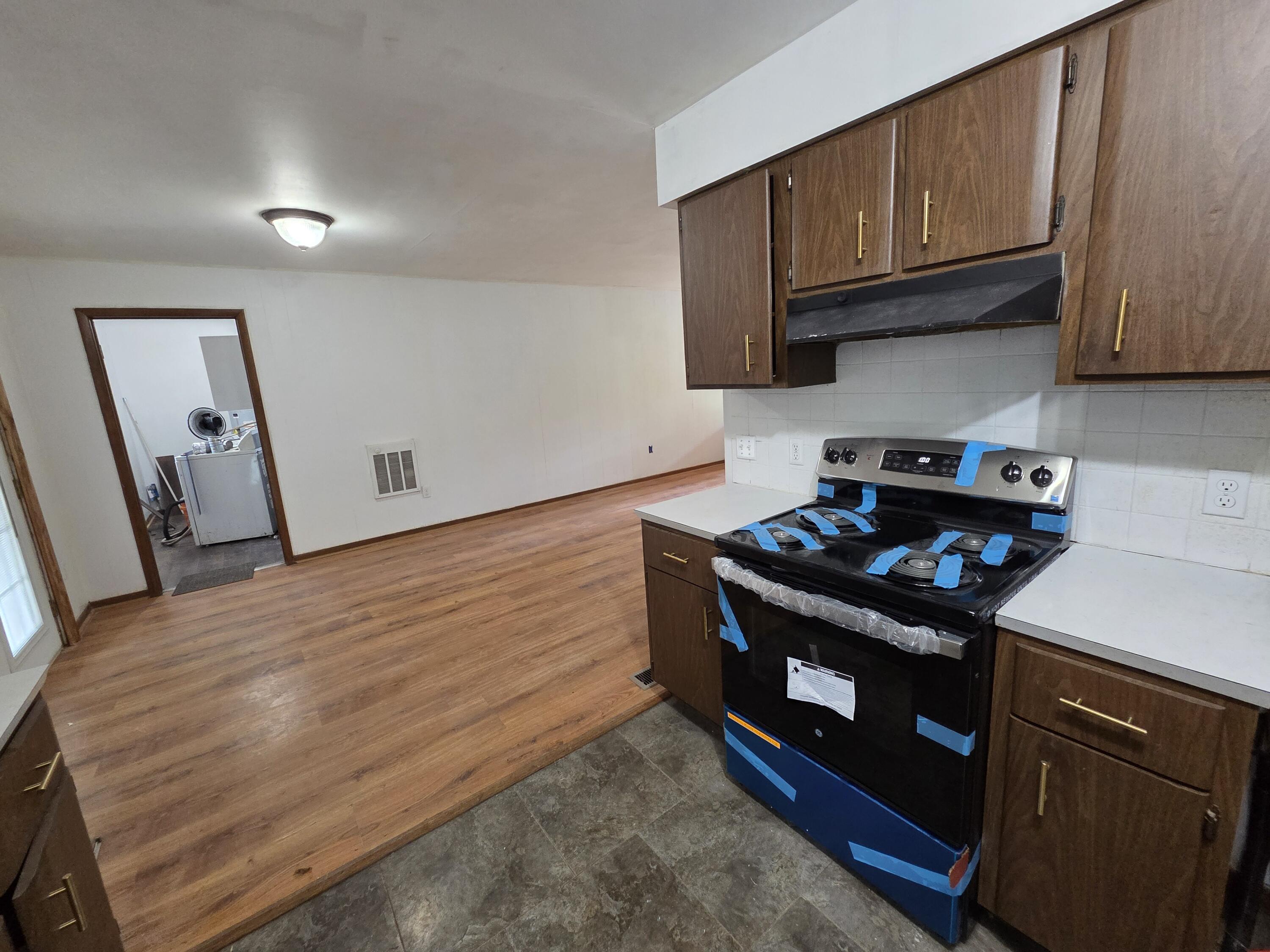 Photo 8 - Residential for sale – 316  Morningside Lane  Hollister, MO