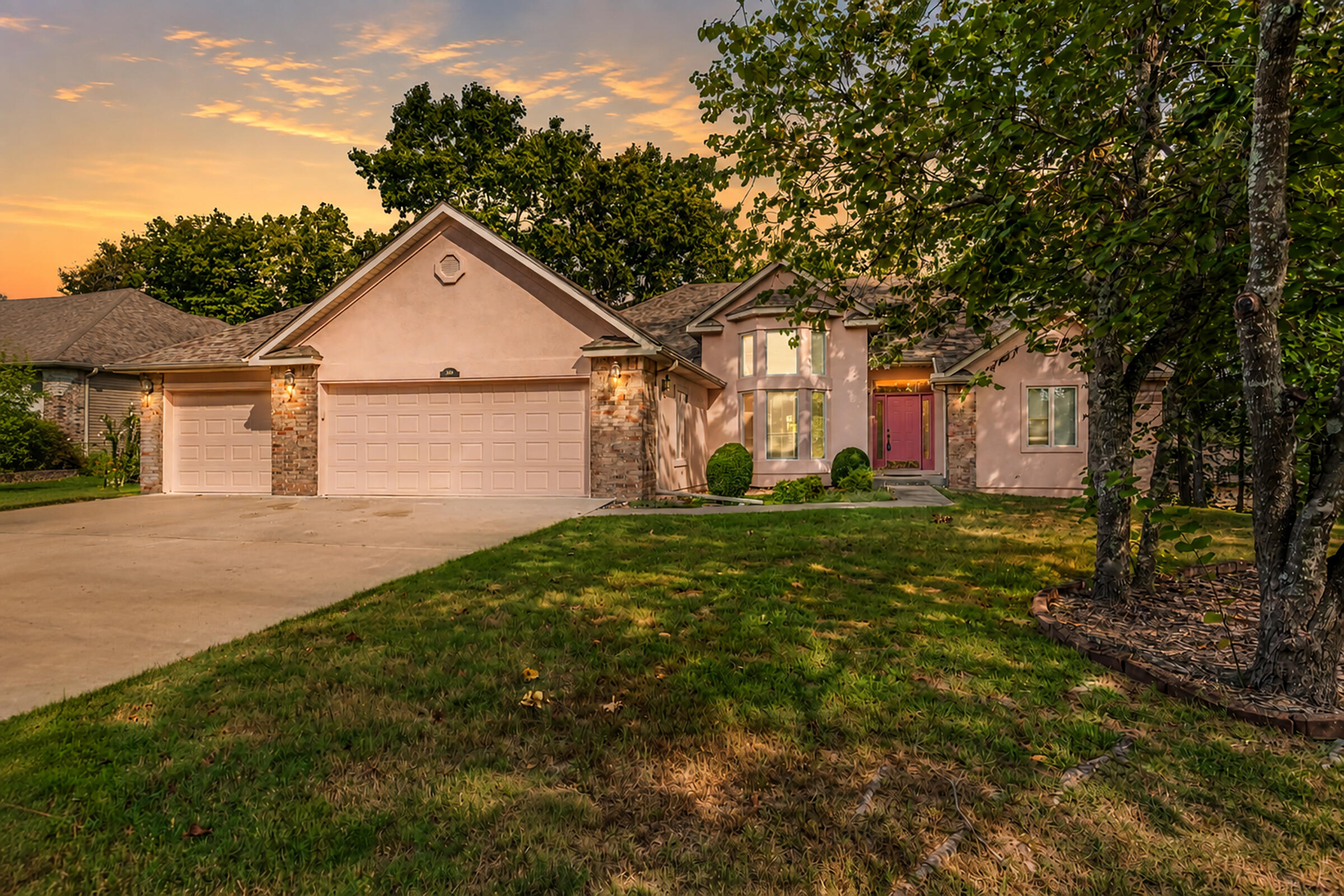 Photo 33 - Residential for sale – 1006  Silvercrest Place   Reeds Spring, MO
