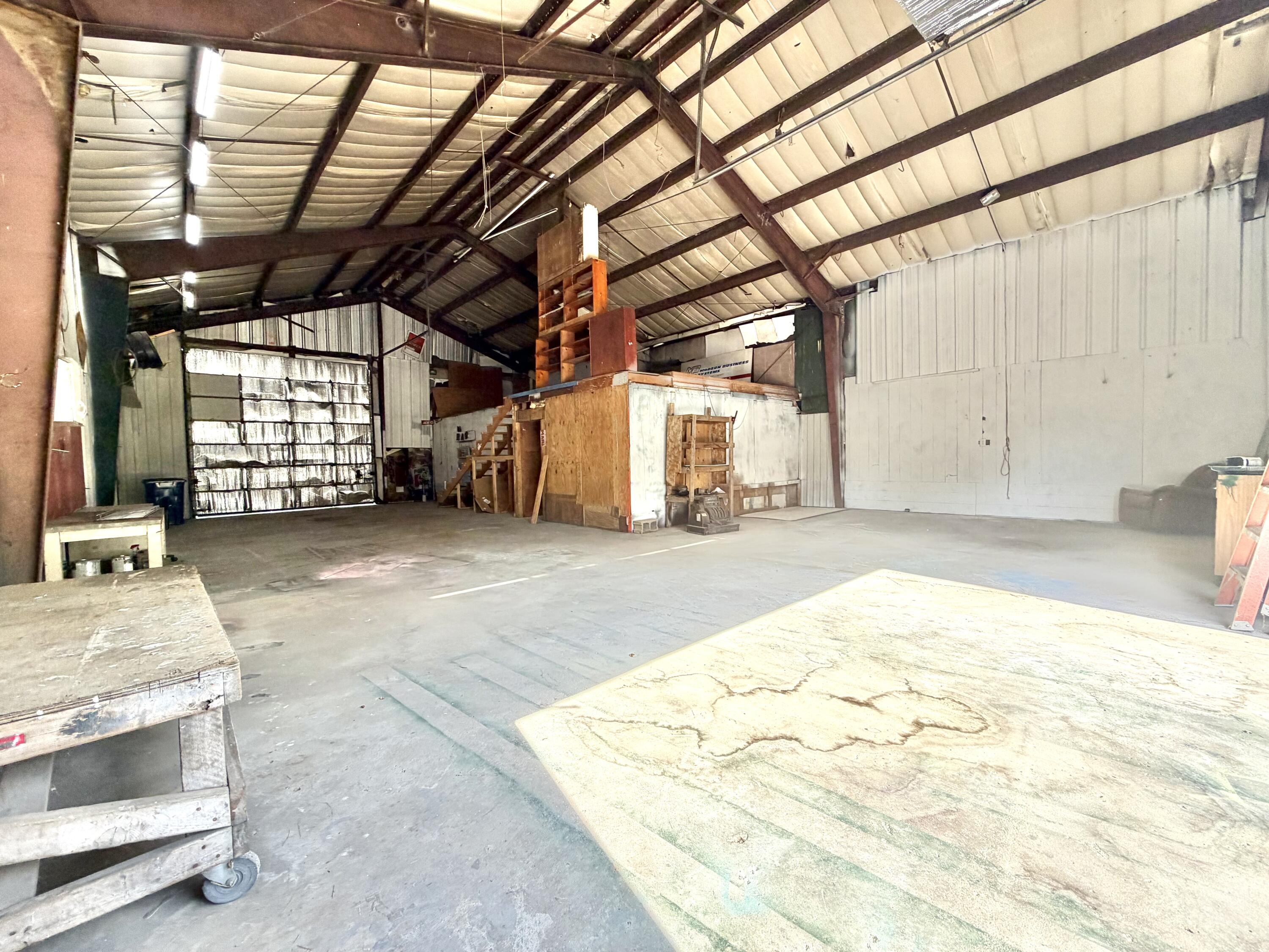 Photo 6 - Commercial Sale for sale – 9741  Gateway Drive  Neosho, MO