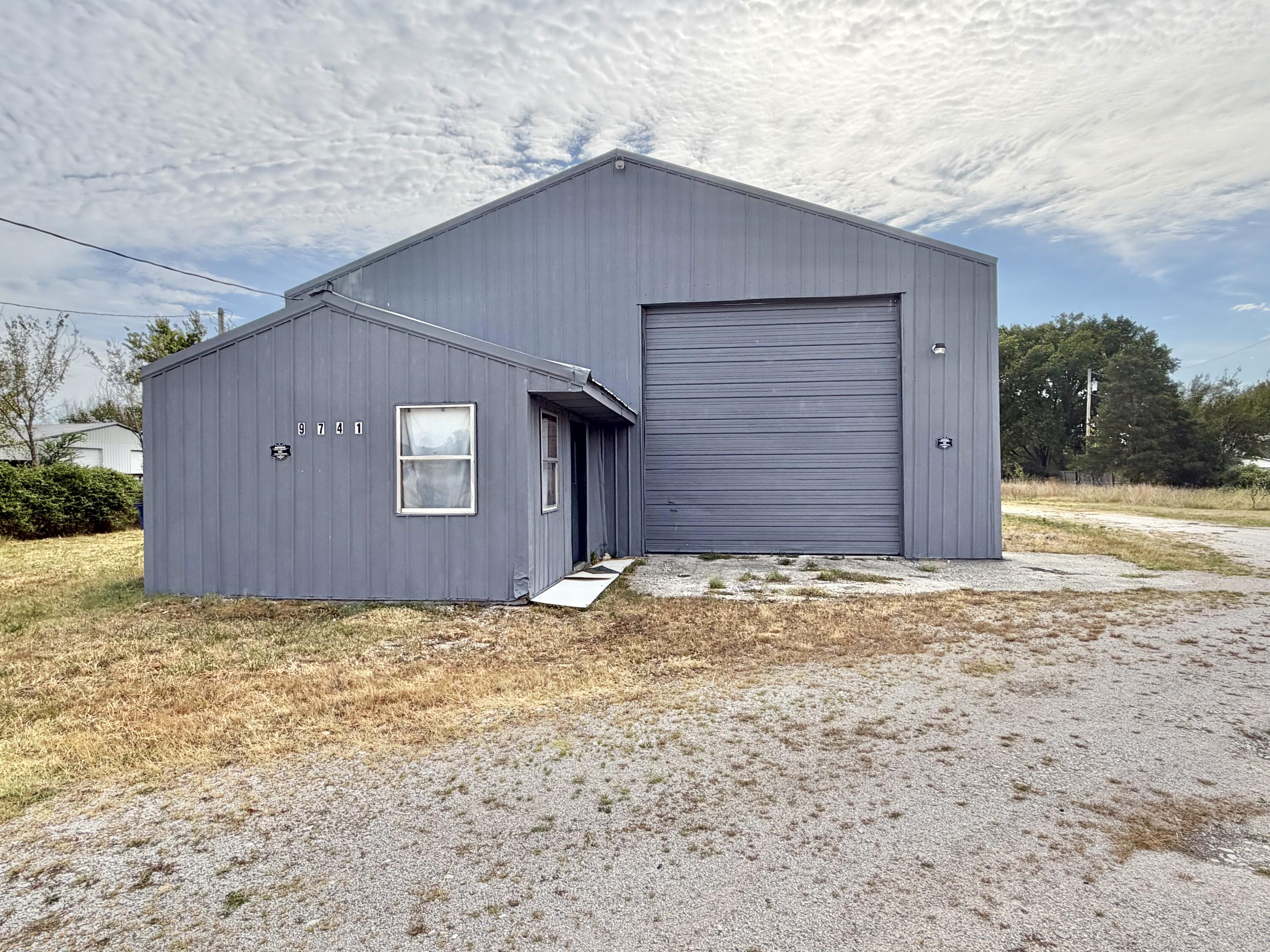 Photo 2 - Commercial Sale for sale – 9741  Gateway Drive  Neosho, MO