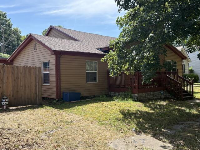 Photo 3 - Residential for sale – 126 E Pleasant Street  Aurora, MO