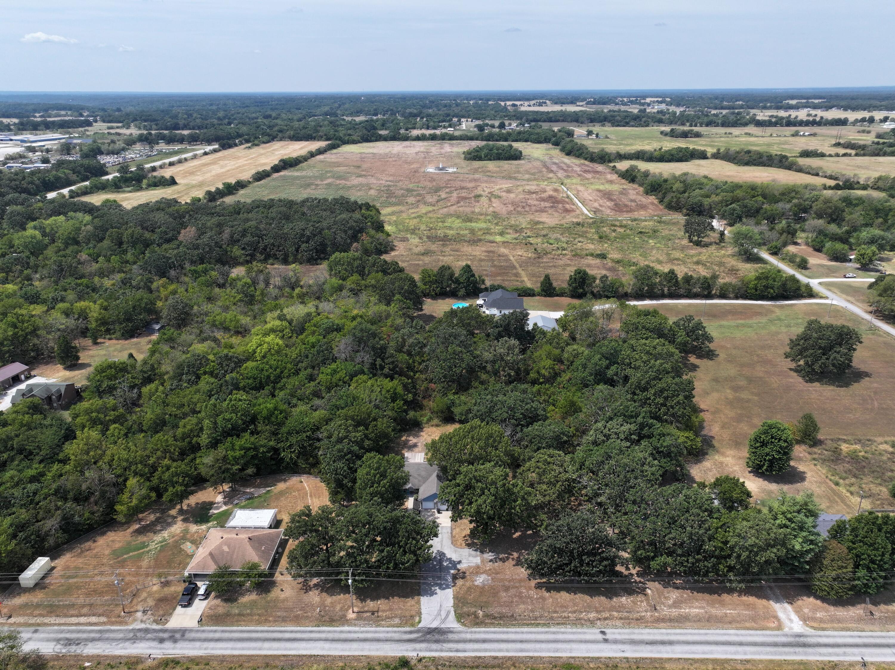 Photo 40 - Residential for sale – 15584  Hammer Road  Neosho, MO