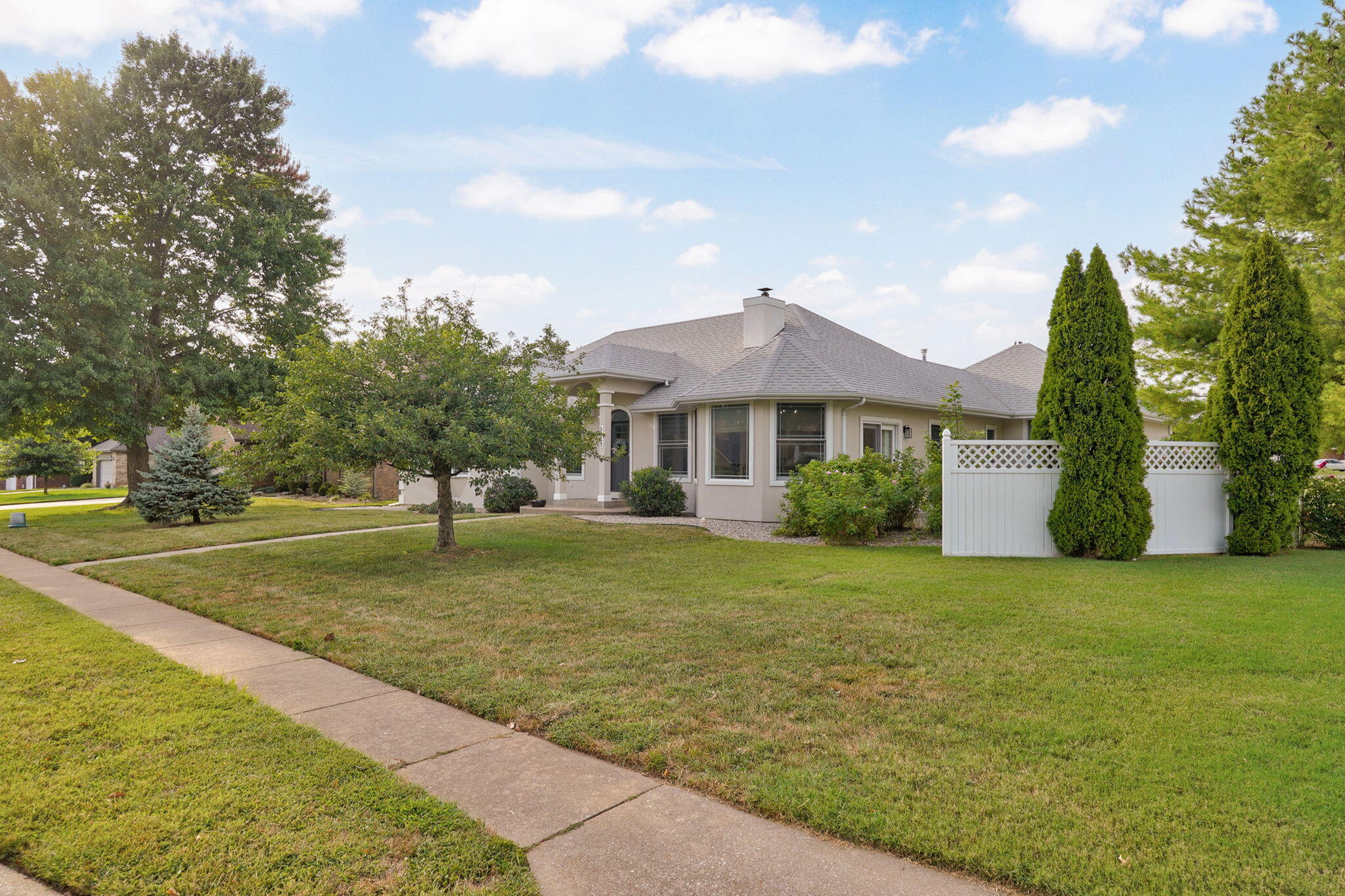 Photo 5 - Residential for sale – 2371 W Allen Drive  Springfield, MO