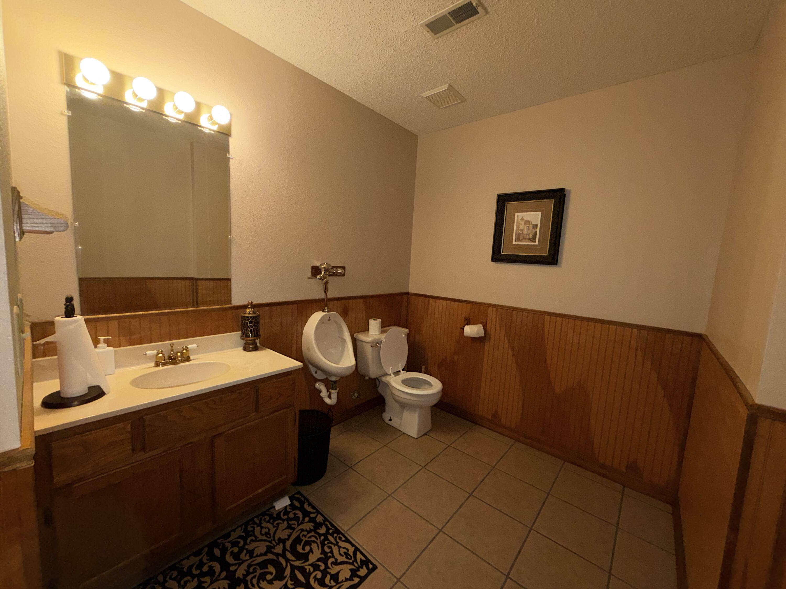 Photo 7 - Commercial Sale for sale – 130 N Roy Hill Boulevard  Goodman, MO