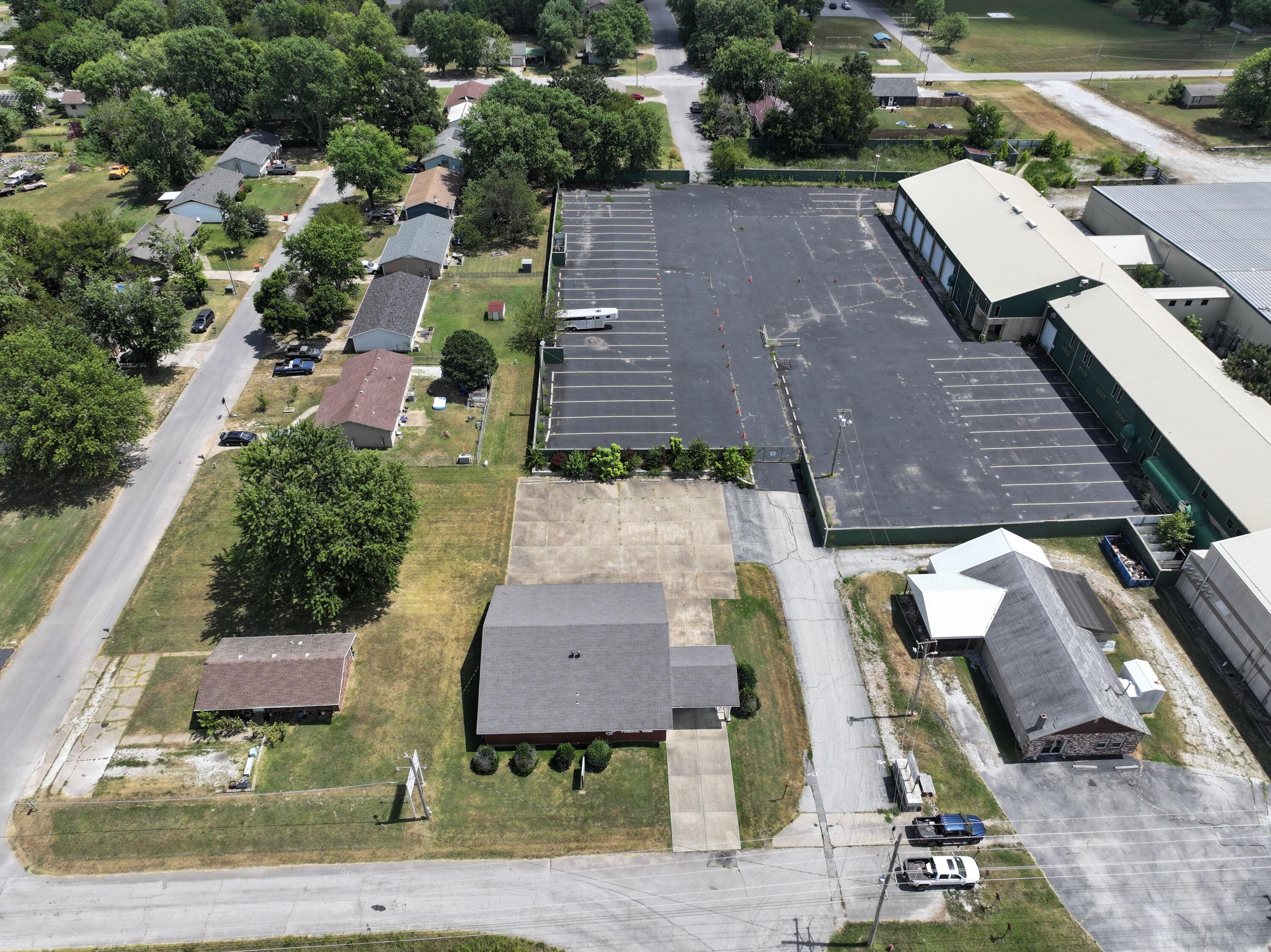 Photo 15 - Commercial Sale for sale – 130 N Roy Hill Boulevard  Goodman, MO