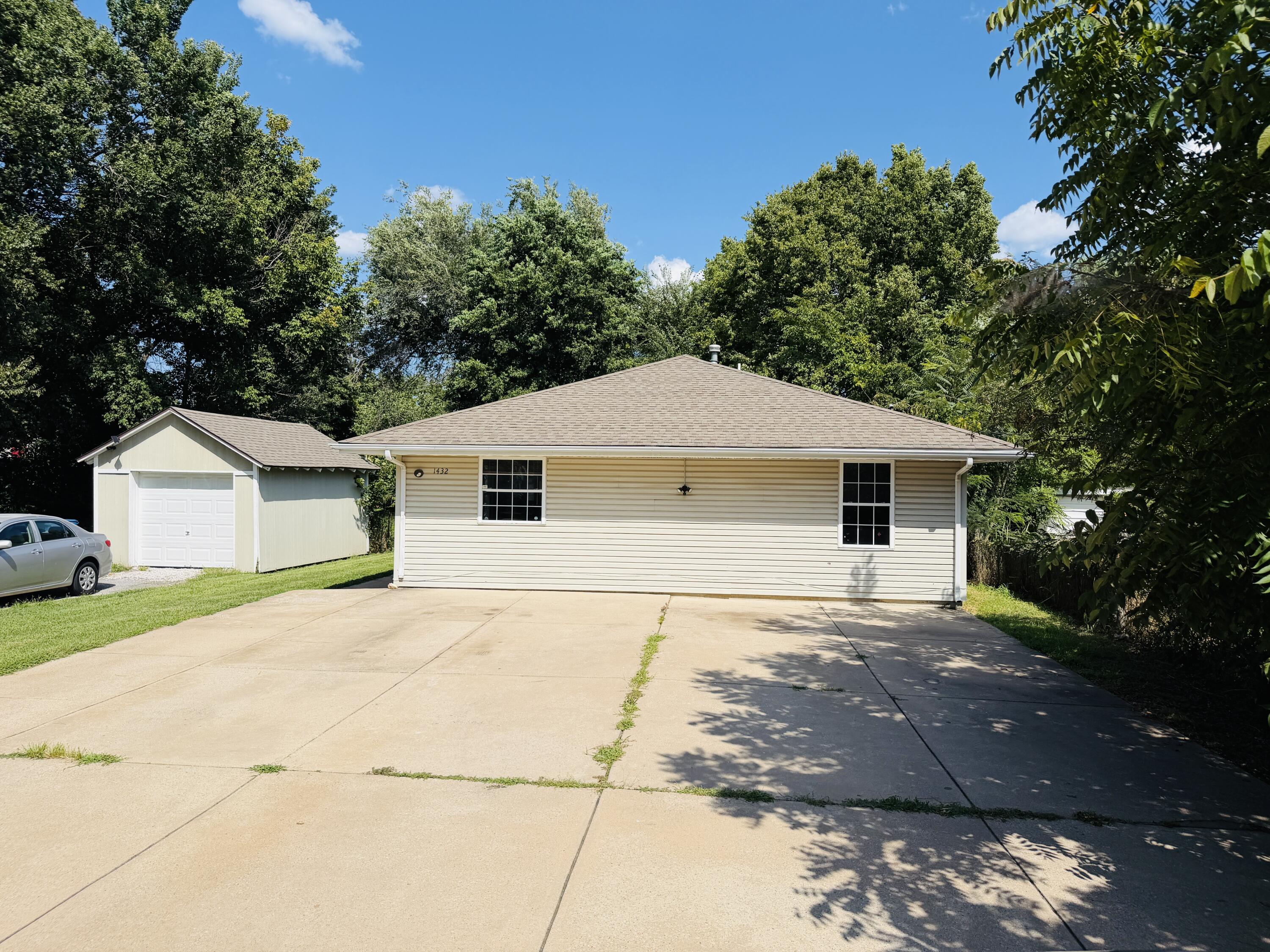 Photo 25 - Residential for sale – 1432 N Prospect Avenue  Springfield, MO