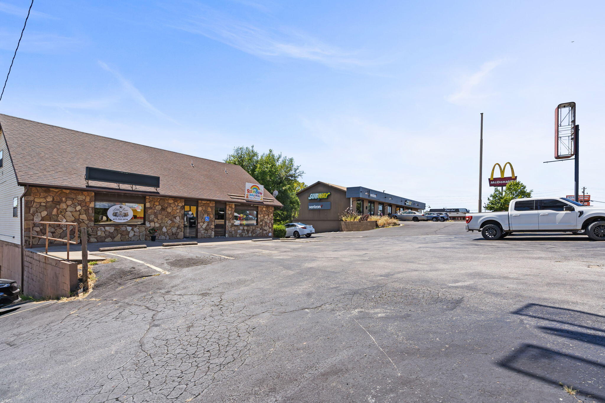 Photo 2 - Commercial Sale for sale – 10864 E State Highway 76   Branson West, MO