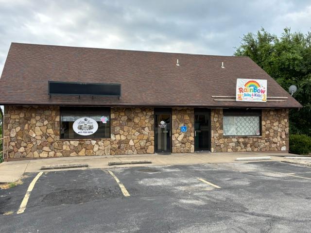 Photo 4 - Commercial Sale for sale – 10864 E State Highway 76   Branson West, MO