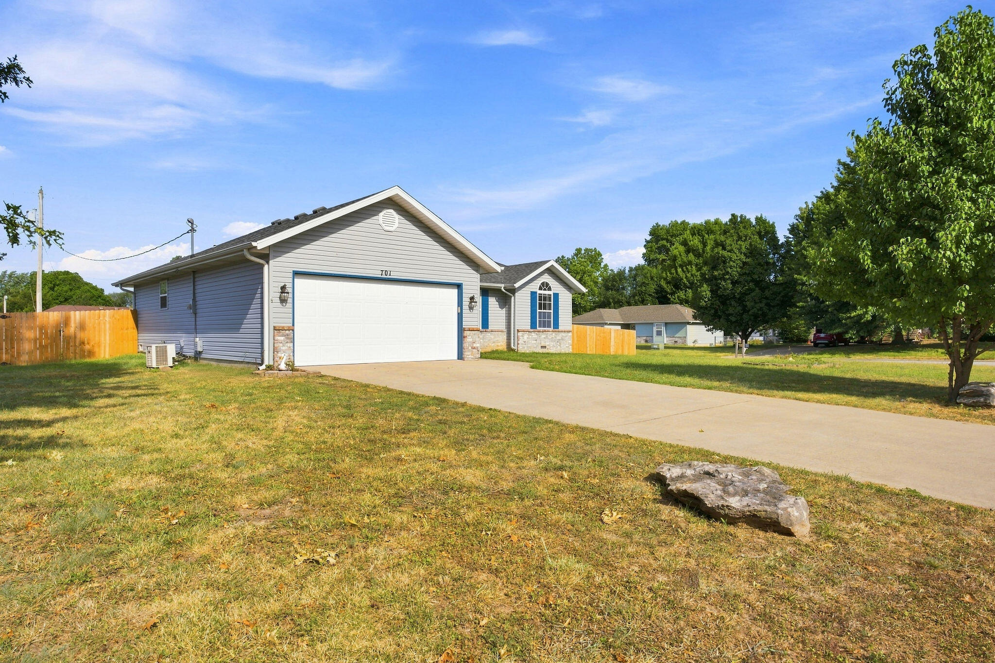 Photo 3 - Residential for sale – 701  Darin Lane  Willard, MO
