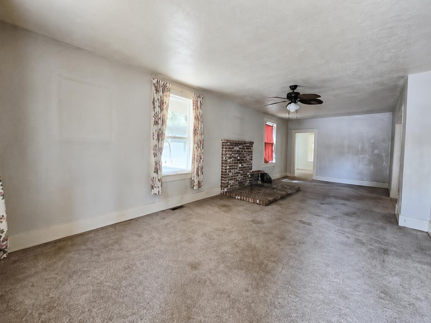 Photo 6 - Residential for sale – 117 N Main Street  Greenfield, MO