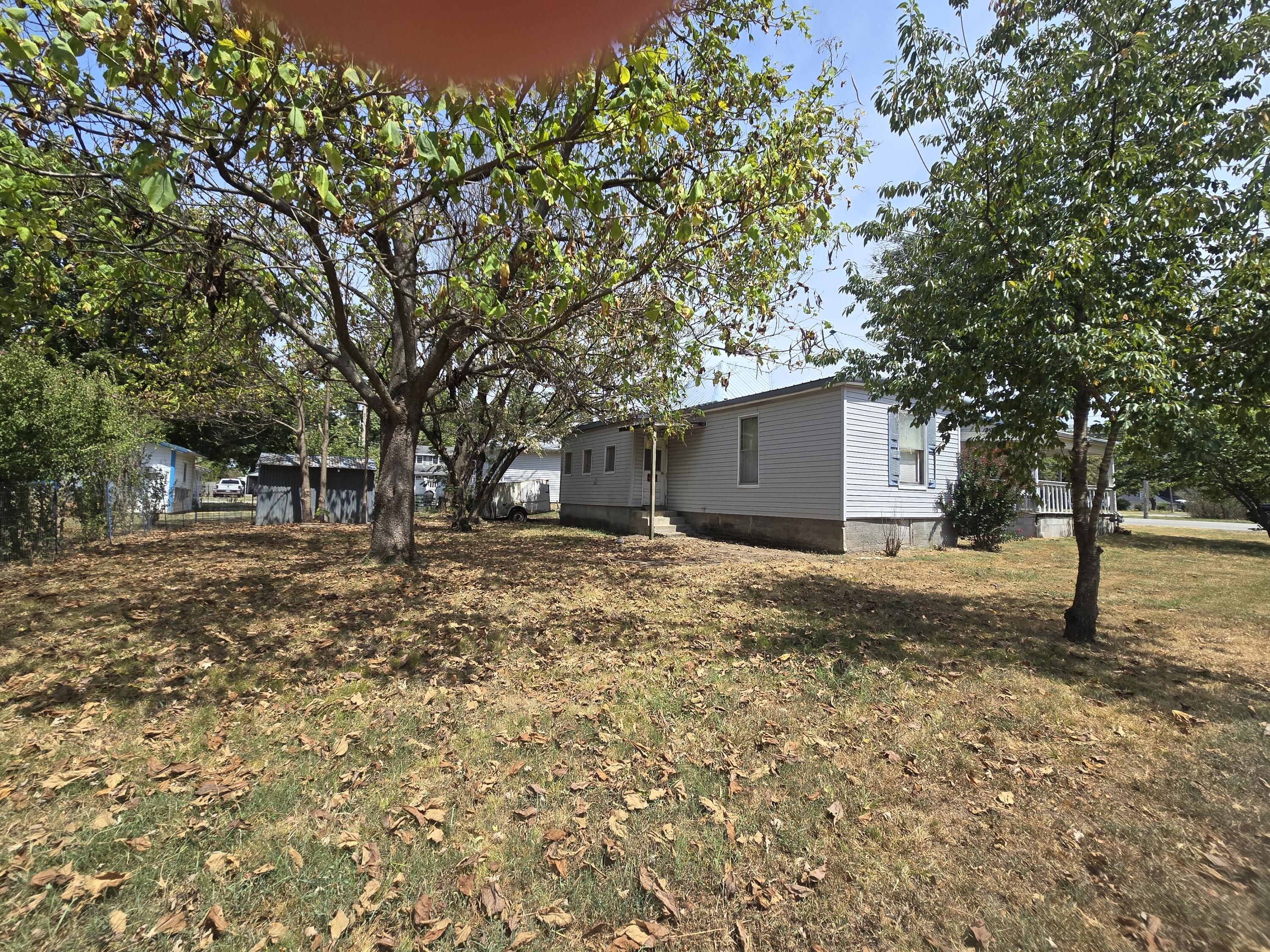 Photo 4 - Residential for sale – 117 N Main Street  Greenfield, MO