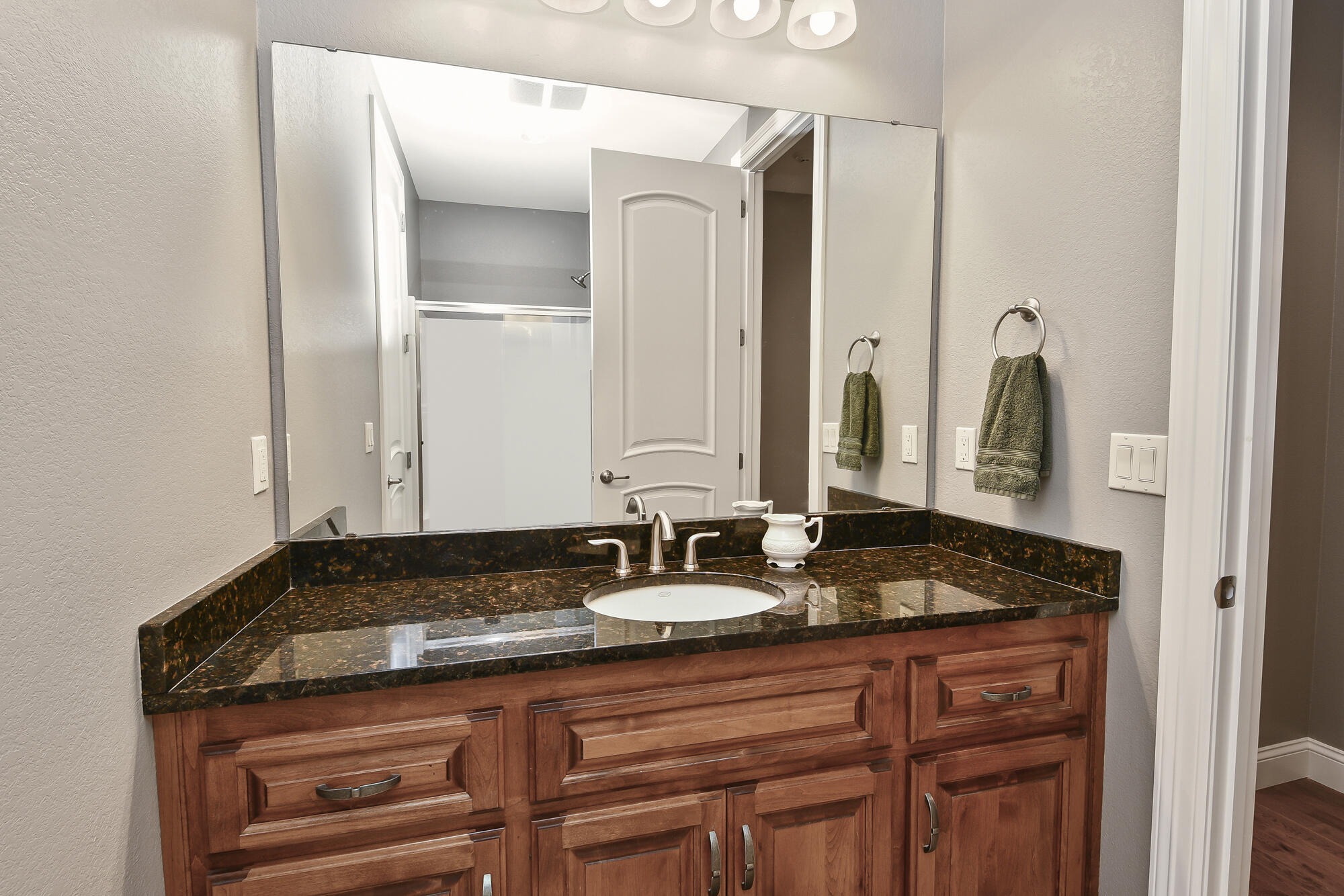 Photo 57 - Residential for sale – 117  Grand Cru Landing   Blue Eye, MO