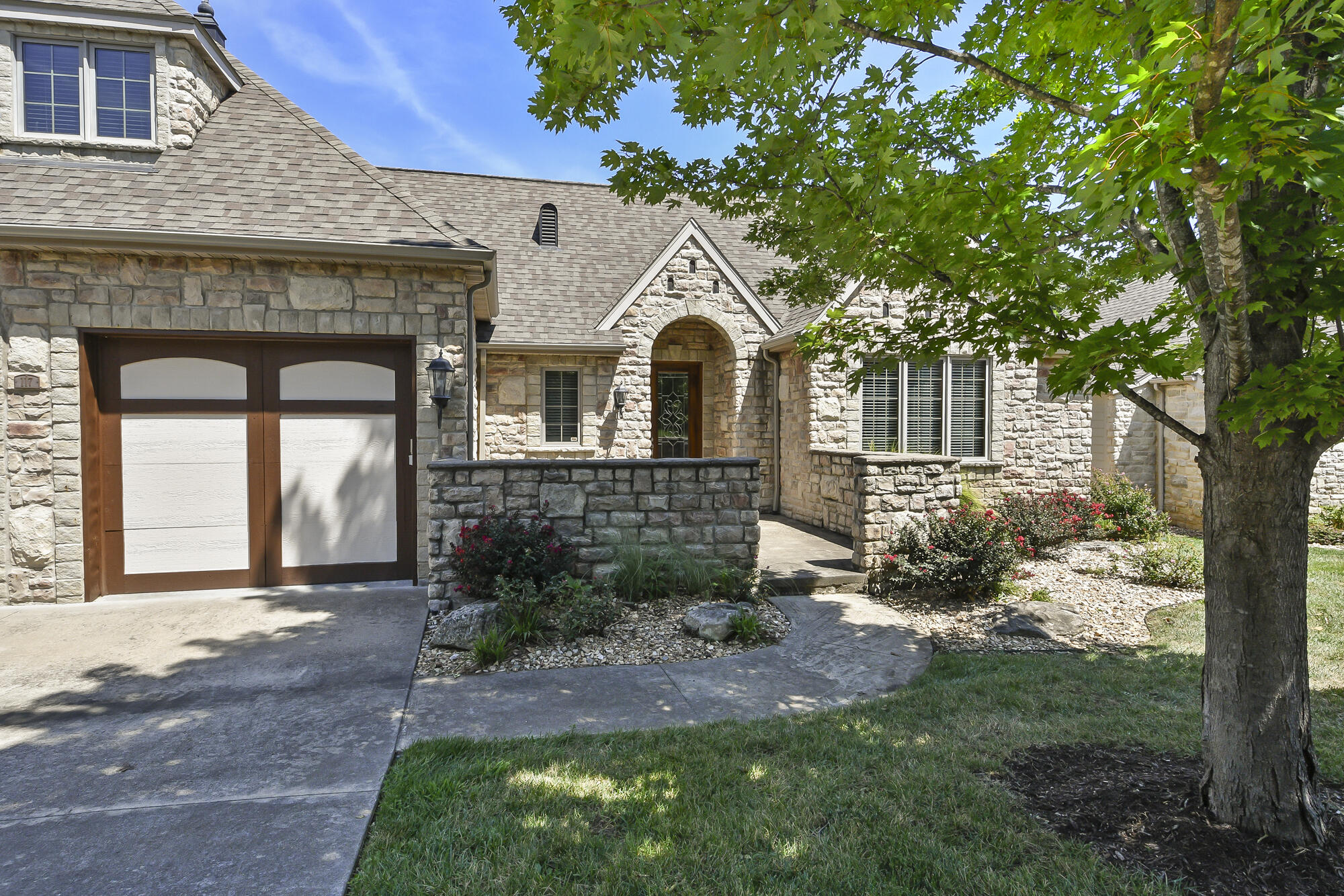 Photo 8 - Residential for sale – 117  Grand Cru Landing   Blue Eye, MO