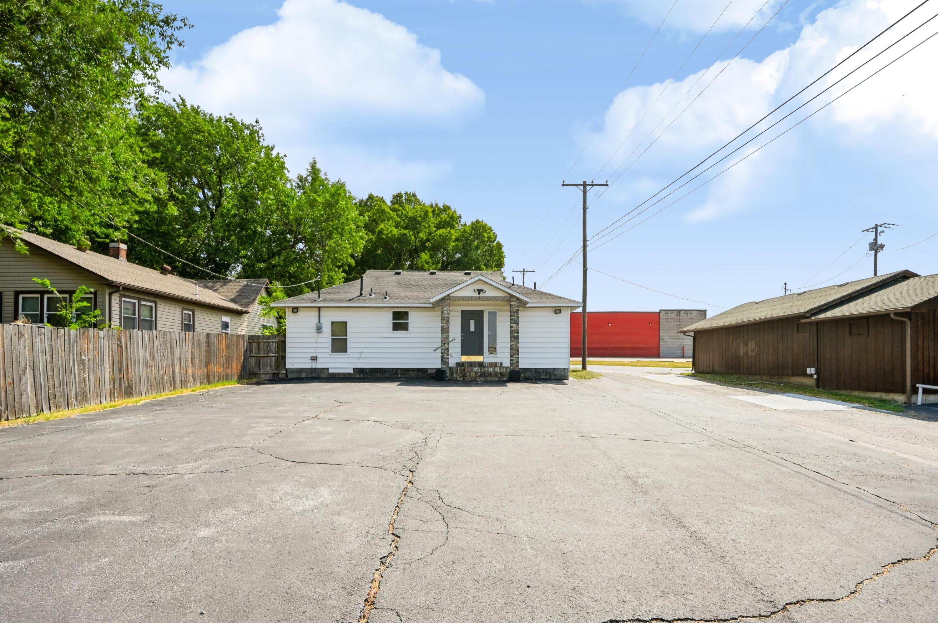 Photo 21 - Commercial Sale for sale – 622 S Park   Joplin, MO