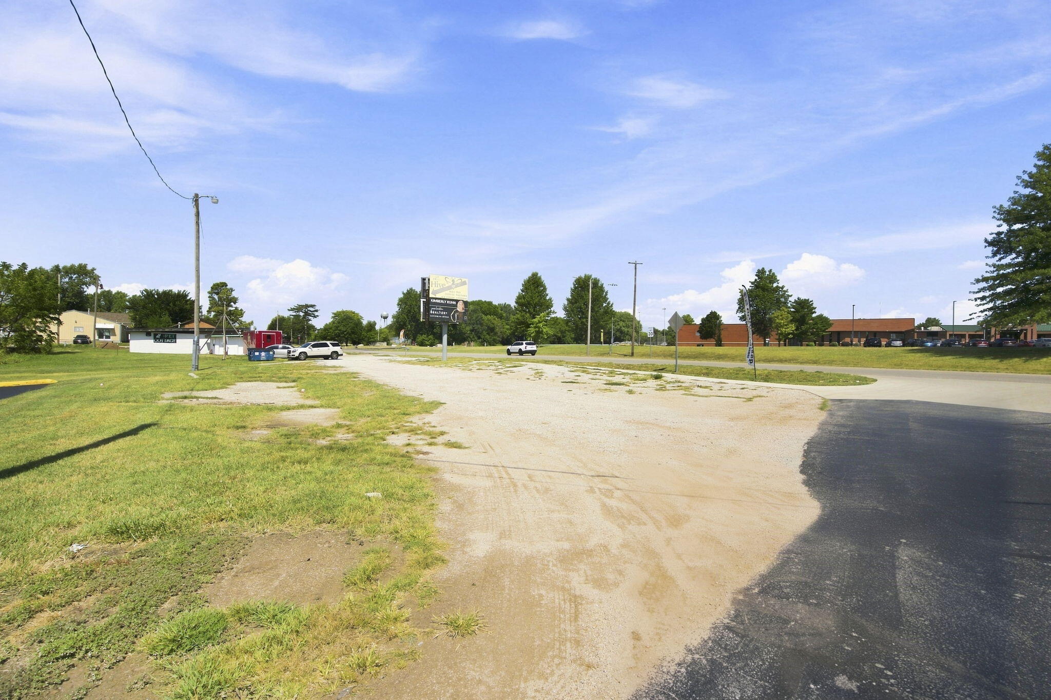 Photo 4 - Commercial Sale for sale – 302 E Jackson Street  Willard, MO