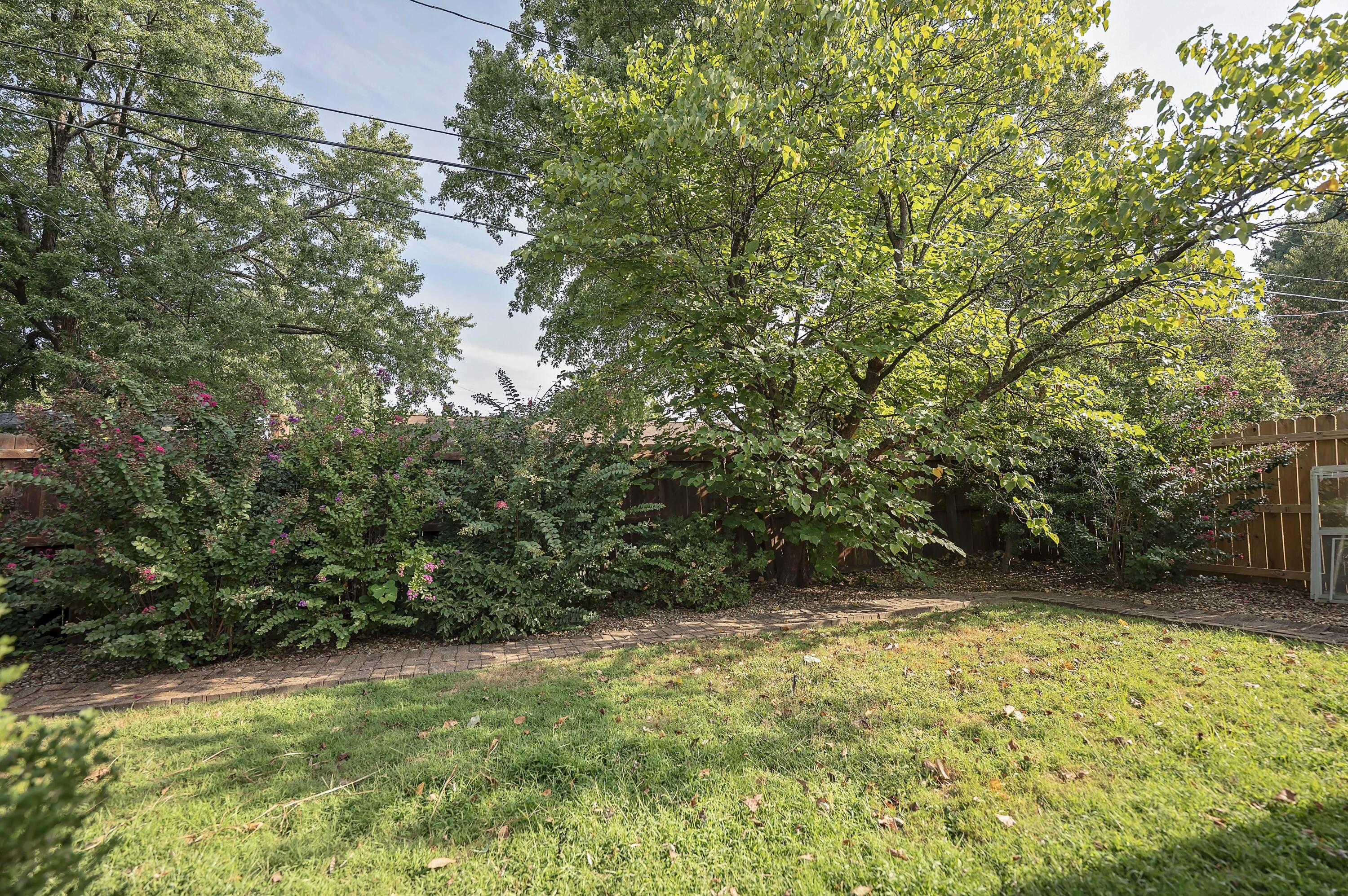 Photo 32 - Residential for sale – 1033 E Stanford Street  Springfield, MO