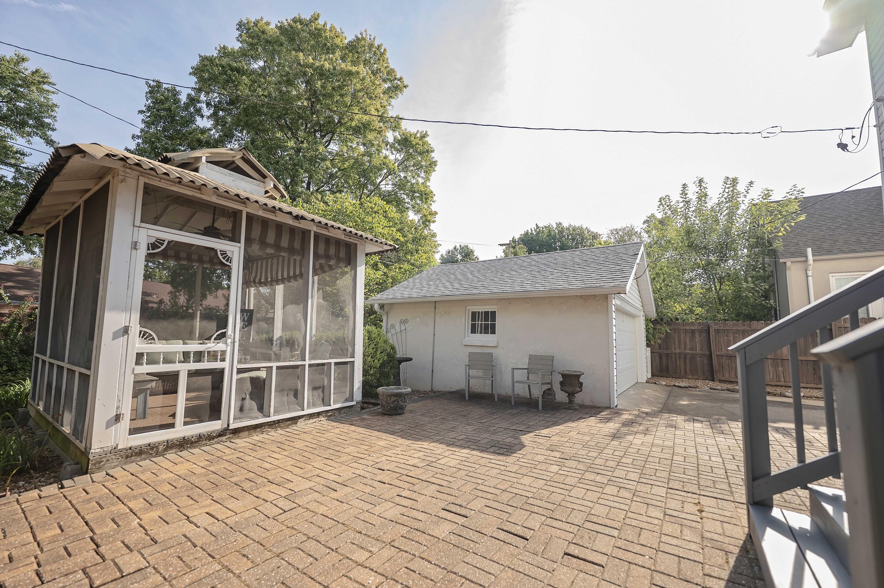 Photo 30 - Residential for sale – 1033 E Stanford Street  Springfield, MO