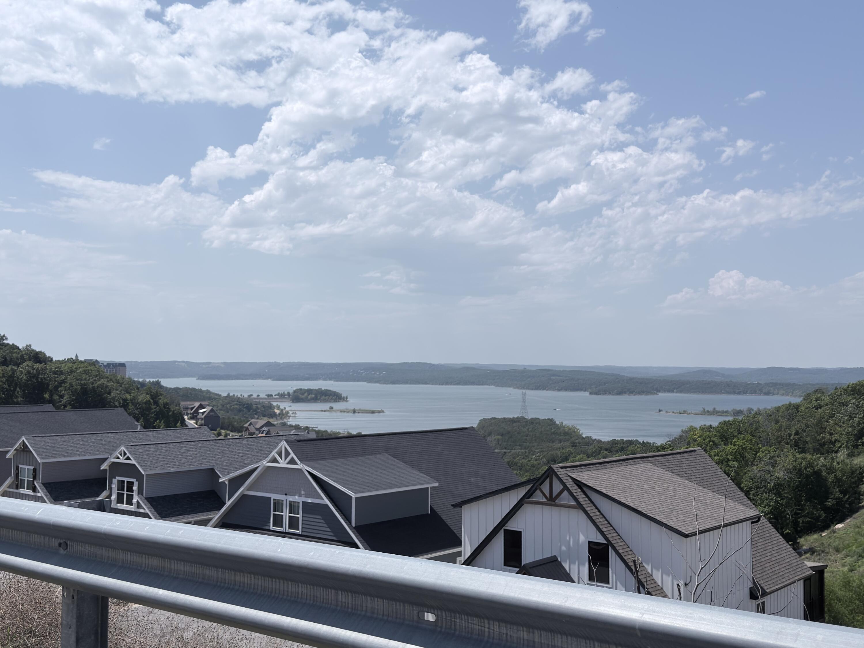 Photo 43 - Residential for sale – 325  Majestic   Branson, MO