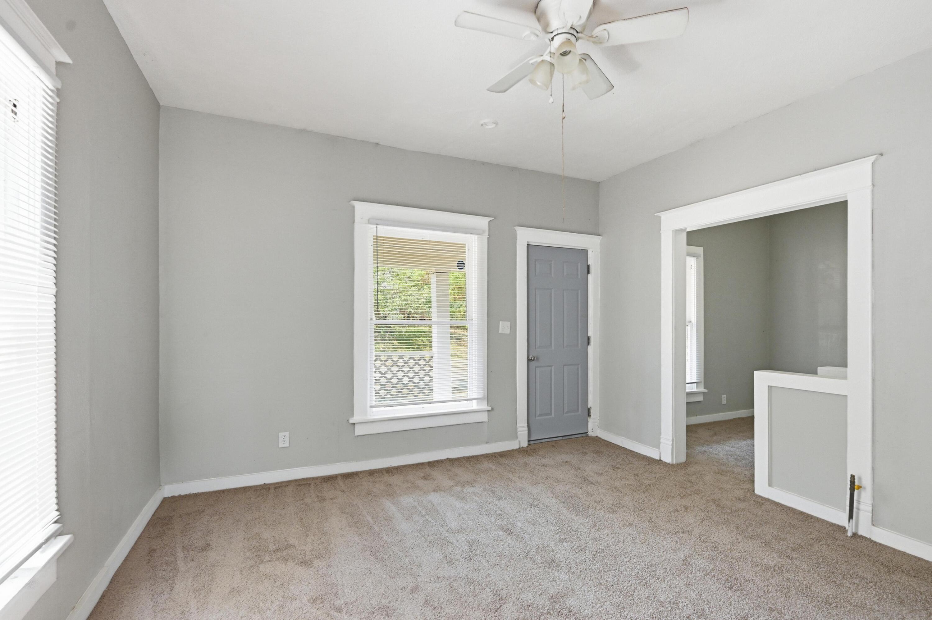 Photo 4 - Residential for sale – 631 N Wall Avenue  Joplin, MO